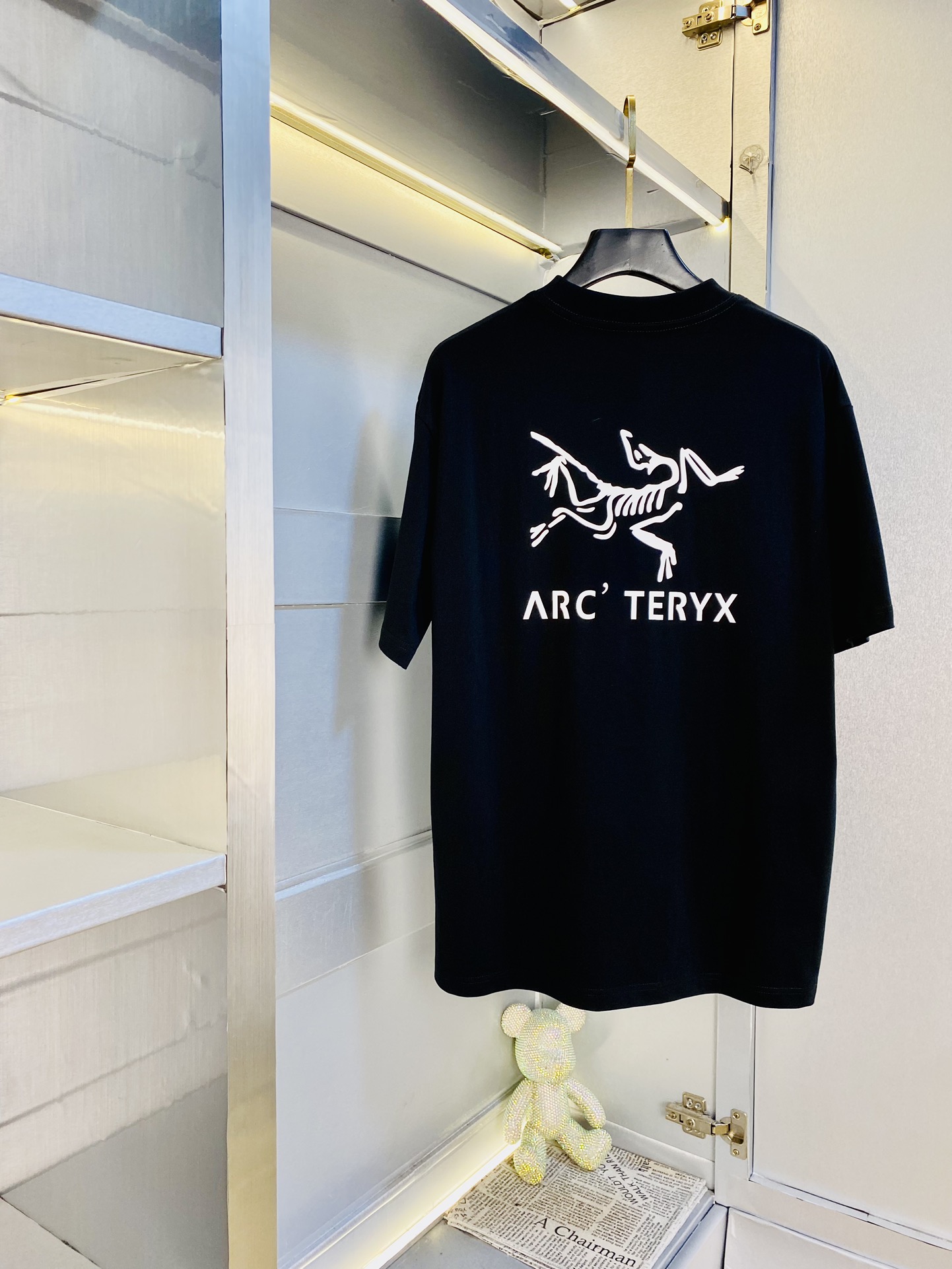 NO:133749,Wearing 210 pounds, Fatty Gospel, couple outfit Arcteryx, original quality, latest style, men's short-sleeved T-shirt, selected counter custom-made top mercerized cotton imported fabric, all details are perfectly 1 to 1 replica, restore the authentic 100% original hardware, high-end customized auxiliary materials, original factory original standard, excellent upper body effect!  M-3XL (175/130 catties M), arc'teryx, T-shirt,tees, t-shirt,alexander wang19860909穿210斤 胖子福音 情侣装始祖鸟Arcteryx 原单品质 最新款 男装短袖T恤 精选专柜订制顶级丝光棉进口面料 所有细节做工完美1比1复刻 还原正品百分百 原版五金 高端订制辅料 原厂原标 上身效果超赞！码数偏大M-3XL(175/130斤穿M),arc'teryx,T-shirt,tees，t-shirt,alexander wang,Men's clothing