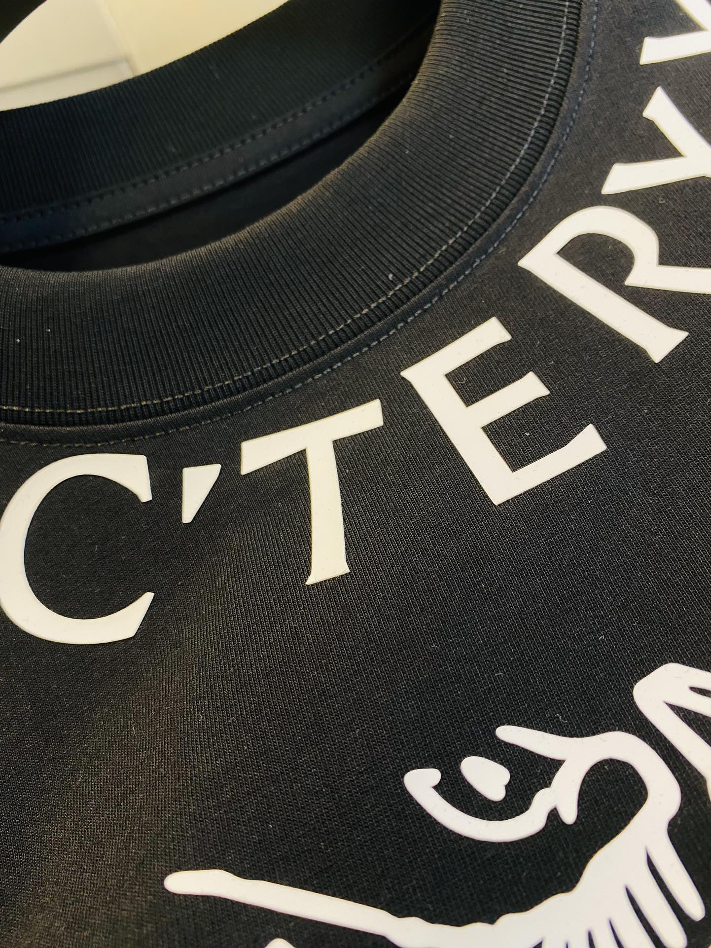P230 🔥穿210斤 胖子福音 情侣装💞始祖鸟Arcteryx 原单品质 2025最新款 男装短袖T恤 精选专柜订制顶级🐥丝光棉🐥进口面料 所有细节做工完美1比1复刻 还原正品百分百 原版五金 高端订制辅料 原厂原标 上身效果超赞！码数偏大：M-3XL(175/130斤穿M)