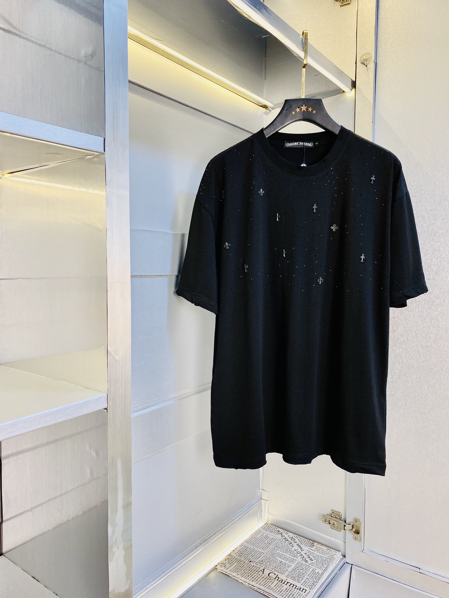 NO:452568,220 catties for wear, couples, ChromeHearts, full of star ironing, original quality, latest style, men's short-sleeved T-shirt, high-end printed workmanship!  Selected counter custom-made pure cotton imported fabrics, all details are perfectly 1 to 1 replica, restore the authenticity 100% original hardware, high-end customized auxiliary materials, original factory original standard, excellent upper body effect!  S-XL (170/catties wear S), chrome hearts, chrome hearts, T-shirt, tees, t-shirt, alexander wang19860909可穿220斤 情侣款 克罗心ChromeHearts满天星烫钻款 原单品质 最新款 男装短袖T恤 高级印花做工！精选专柜订制纯棉进口面料 所有细节做工完美1比1复刻 还原正品百分百 原版五金 高端订制辅料 原厂原标 上身效果超赞！码数S-XL（170/斤穿S）,,chrome hearts,chrome hearts,T-shirt,tees，t-shirt,alexander wang,Men's clothing