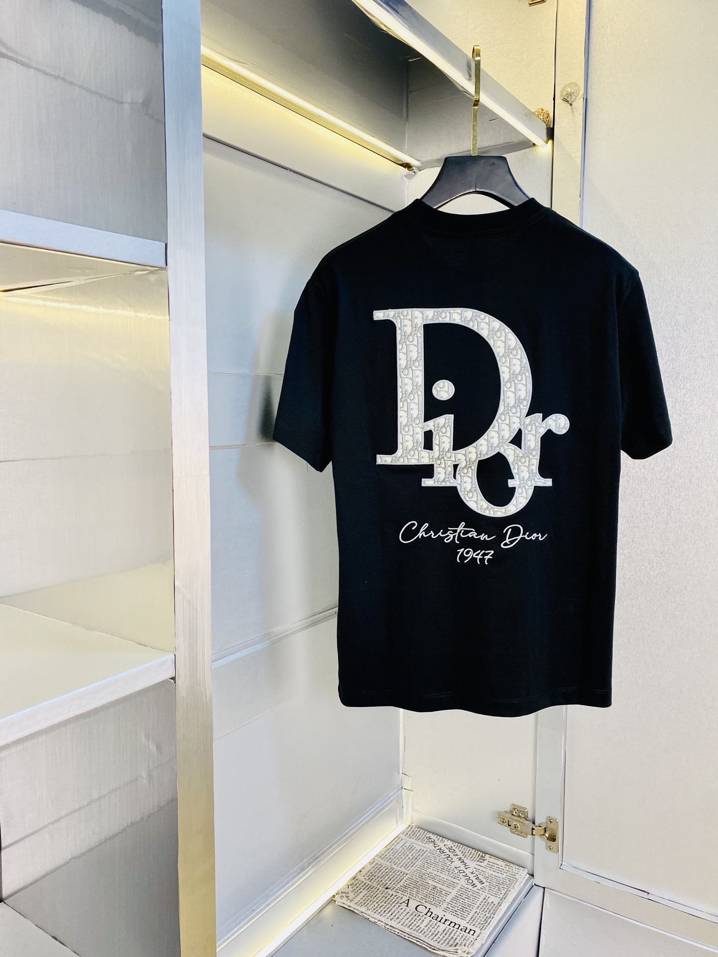 NO:424618,Wearing 210 pounds, Fatty Gospel, Couple suit Dior, Original quality, Latest style, Men's short-sleeved T-shirt, Selected counter customized top-grade cotton imported fabric, All details are perfectly 1 to 1 replica, Restore the authenticity 100% original hardware, high-end customized auxiliary materials, original factory original standard, the upper body effect is excellent!  M-3XL (175/130 catties M), dior, dior, T-shirt, tees, t-shirt, alexander wang19860909穿210斤 胖子福音 情侣装迪奥Dior 原单品质 最新款 男装短袖T恤 精选专柜订制顶级纯棉进口面料 所有细节做工完美1比1复刻 还原正品百分百 原版五金 高端订制辅料 原厂原标 上身效果超赞！码数偏大M-3XL(175/130斤穿M),,dior,dior,T-shirt,tees，t-shirt,alexander wang,Men's clothing