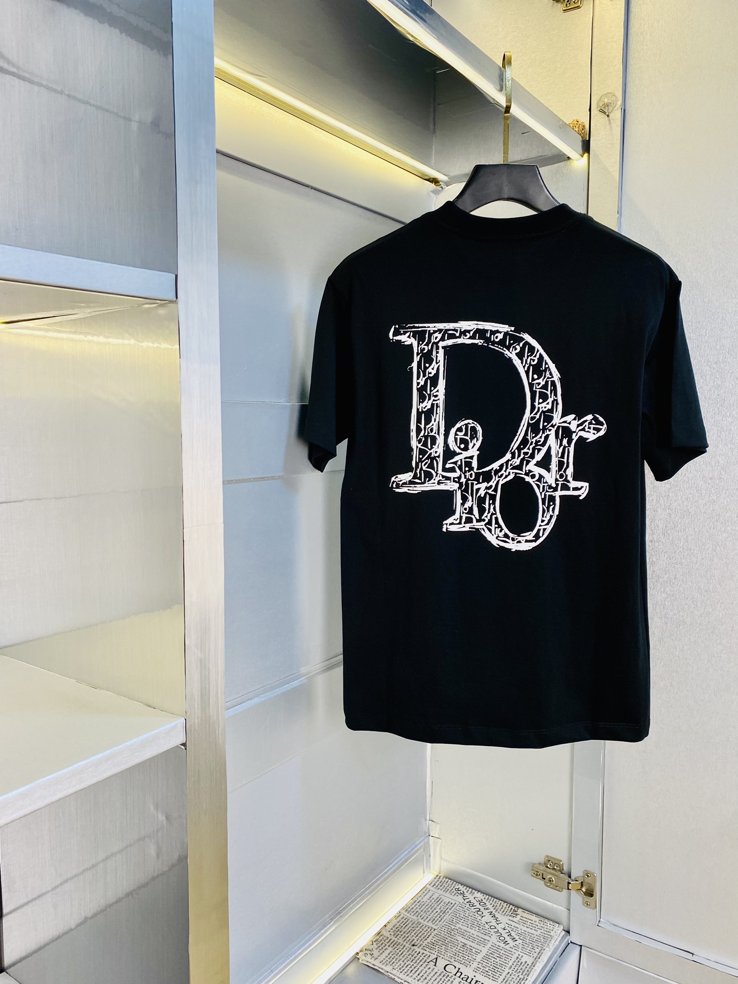 NO:509249,Wearing 210 pounds, Fatty Gospel, Couple suit Dior, Original quality, 2025 latest style, Men's short-sleeved T-shirt, Selected counter custom-made top-grade cotton imported fabric, all details are perfectly 1 to 1 replica, restore the authentic 100% original hardware, high-end customized auxiliary materials, original factory original standard, the upper body effect is excellent!  M-3XL (175/130 catties M), dior, dior, T-shirt, tees, t-shirt, alexander wang19860909穿210斤 胖子福音 情侣装迪奥Dior 原单品质 2025最新款 男装短袖T恤 精选专柜订制顶级纯棉进口面料 所有细节做工完美1比1复刻 还原正品百分百 原版五金 高端订制辅料 原厂原标 上身效果超赞！码数偏大M-3XL(175/130斤穿M),,dior,dior,T-shirt,tees，t-shirt,alexander wang,Men's clothing