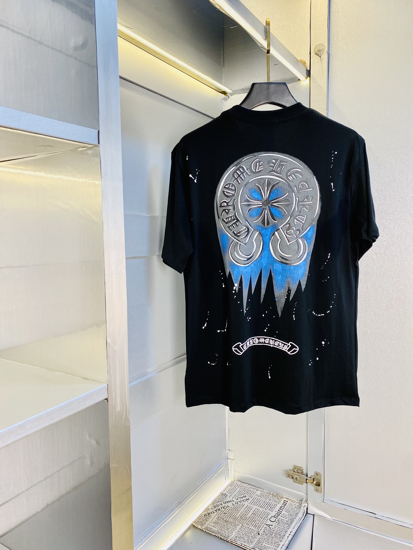 NO:474779,Wearing 210 pounds, Fatty Gospel, Couple outfit, Chrome Hearts, Original quality, 2025 latest style, Men's short-sleeved T-shirt, Selected counter customized top-grade cotton imported fabric, all details are perfectly 1 to 1 replica, restore the authenticity 100% original hardware, high-end customized auxiliary materials, original factory original standard, the upper body effect is excellent!  M-3XL (175/130 catties M), chrome hearts, chrome hearts, T-shirt, tees, t-shirt, alexander wang19860909穿210斤 胖子福音 情侣装克罗心Chrome Hearts 原单品质 2025最新款 男装短袖T恤 精选专柜订制顶级纯棉进口面料 所有细节做工完美1比1复刻 还原正品百分百 原版五金 高端订制辅料 原厂原标 上身效果超赞！码数偏大M-3XL(175/130斤穿M),,chrome hearts,chrome hearts,T-shirt,tees，t-shirt,alexander wang,Men's clothing