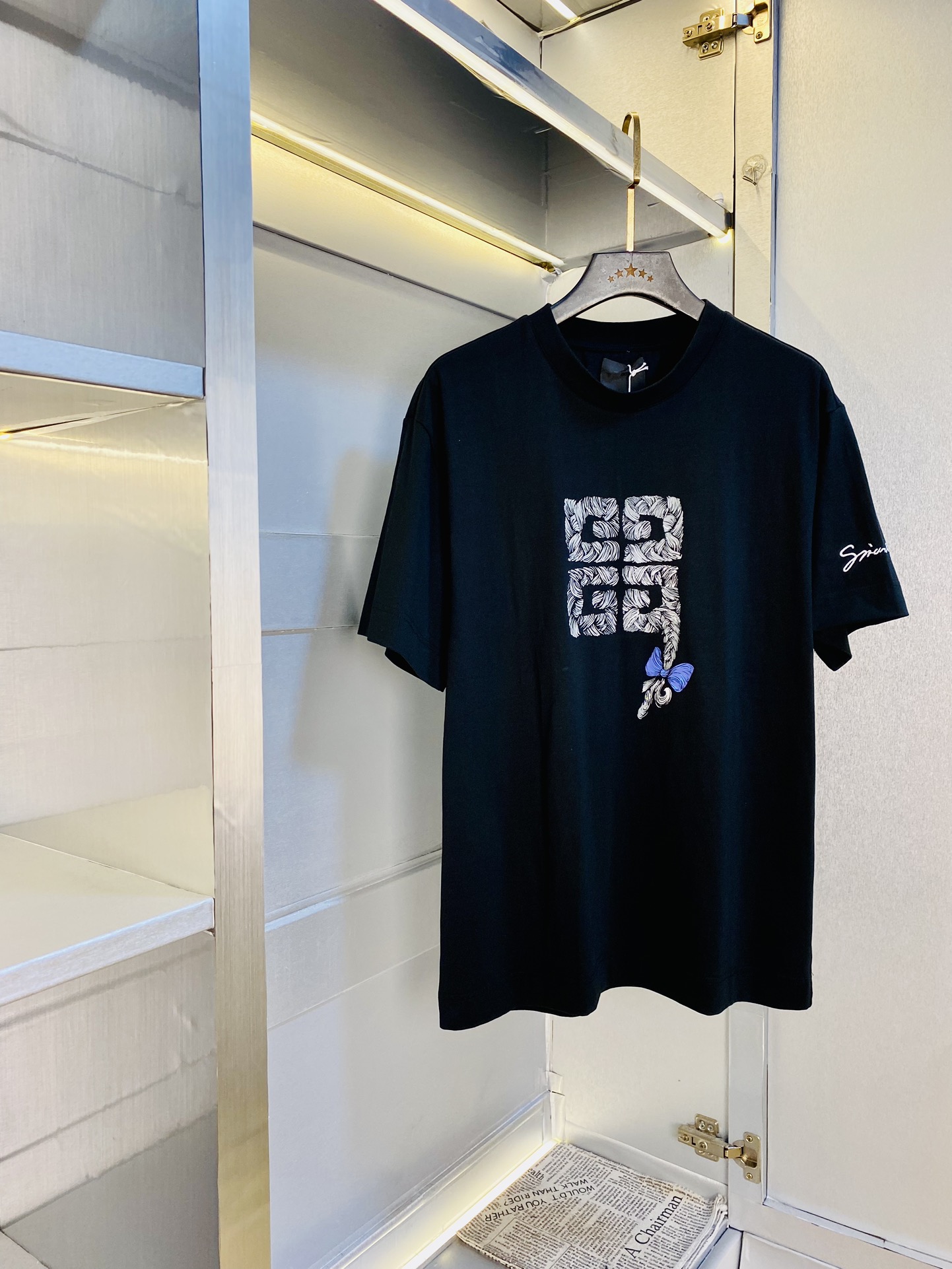 NO:503888,Wear 210 kilograms original order!  Fatty Gospel Givenchy Givenchy Couple Outfit Original Quality 2025 Latest Short-sleeved T-shirt Five-quarter Sleeve Middle Sleeve Selected counter custom-made top-grade cotton imported fabric with original wash mark!  Complete three standards, all the details are perfectly 1-to-1 reproduction, restore the authenticity 100% original hardware, high-end customized auxiliary materials, original factory original standards, excellent upper body effect!  The counter is large in size Xs-XL (175/130 catties wearing Xs), given, given, given, T-shirt, tees, t-shirt, alexander wang19860909穿210斤 原单货！胖子福音 纪梵希Givenchy 情侣装原单品质 2025最新款 短袖T恤 五分袖中袖 精选专柜订制顶级纯棉进口面料 带原版洗水唛！三标齐全 所有细节做工完美1比1复刻 还原正品百分百 原版五金 高端订制辅料 原厂原标 上身效果超赞！专柜码数偏大Xs-XL(175/130斤穿Xs),,givenchy,givenchy,T-shirt,tees，t-shirt,alexander wang,Men's clothing