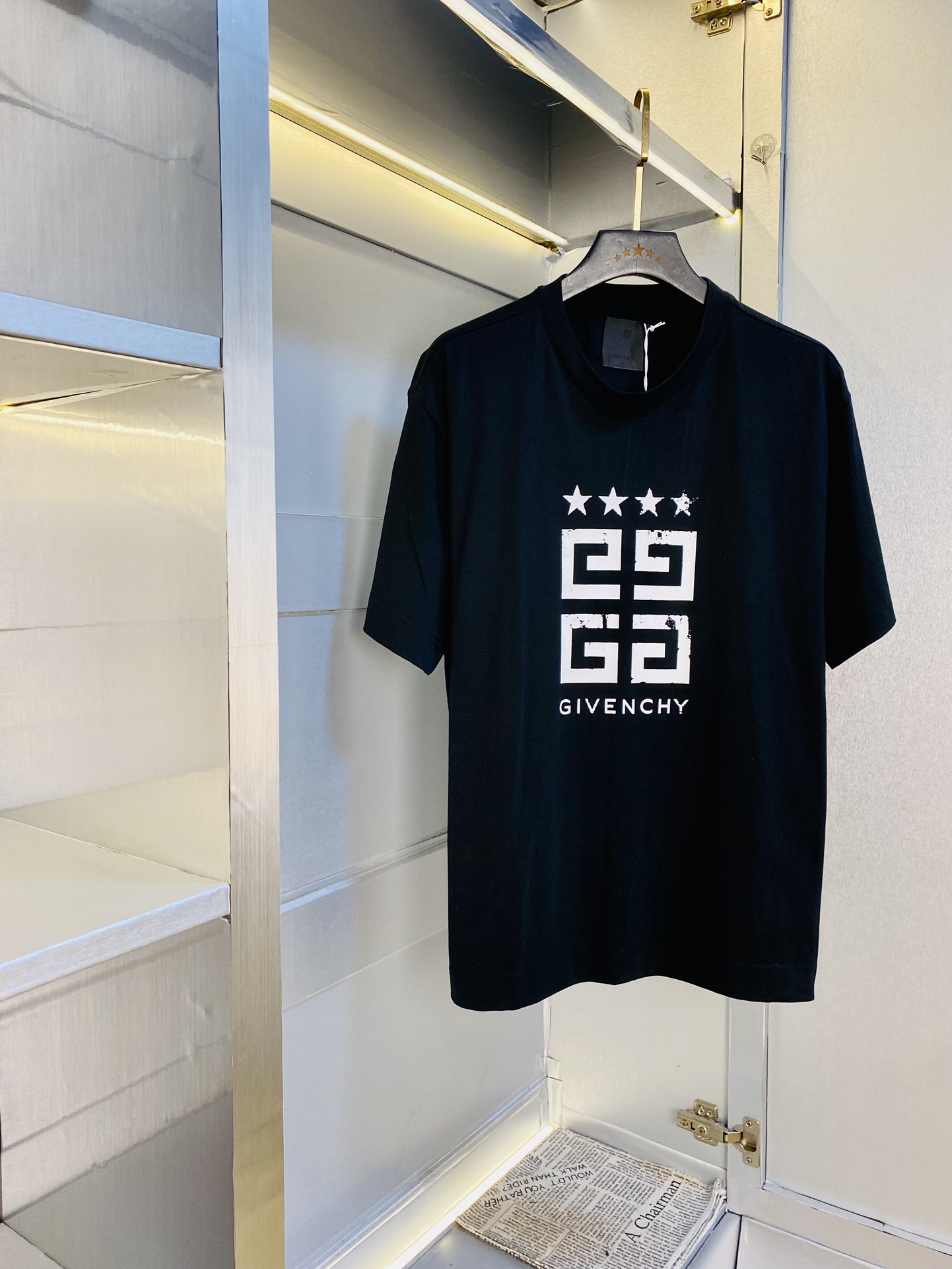 NO:484785,Wear 210 kilograms original order!  Fatty Gospel Givenchy Givenchy Couple Outfit Original Quality 2025 Latest Short-sleeved T-shirt Five-quarter Sleeve Middle Sleeve Selected counter custom-made top-grade cotton imported fabric with original wash mark!  Complete three standards, all the details are perfectly 1-to-1 reproduction, restore the authenticity 100% original hardware, high-end customized auxiliary materials, original factory original standards, excellent upper body effect!  The counter is large in size Xs-XL (175/130 catties wearing Xs), given, given, given, T-shirt, tees, t-shirt, alexander wang19860909穿210斤 原单货！胖子福音 纪梵希Givenchy 情侣装原单品质 2025最新款 短袖T恤 五分袖中袖 精选专柜订制顶级纯棉进口面料 带原版洗水唛！三标齐全 所有细节做工完美1比1复刻 还原正品百分百 原版五金 高端订制辅料 原厂原标 上身效果超赞！专柜码数偏大Xs-XL(175/130斤穿Xs),,givenchy,givenchy,T-shirt,tees，t-shirt,alexander wang,Men's clothing