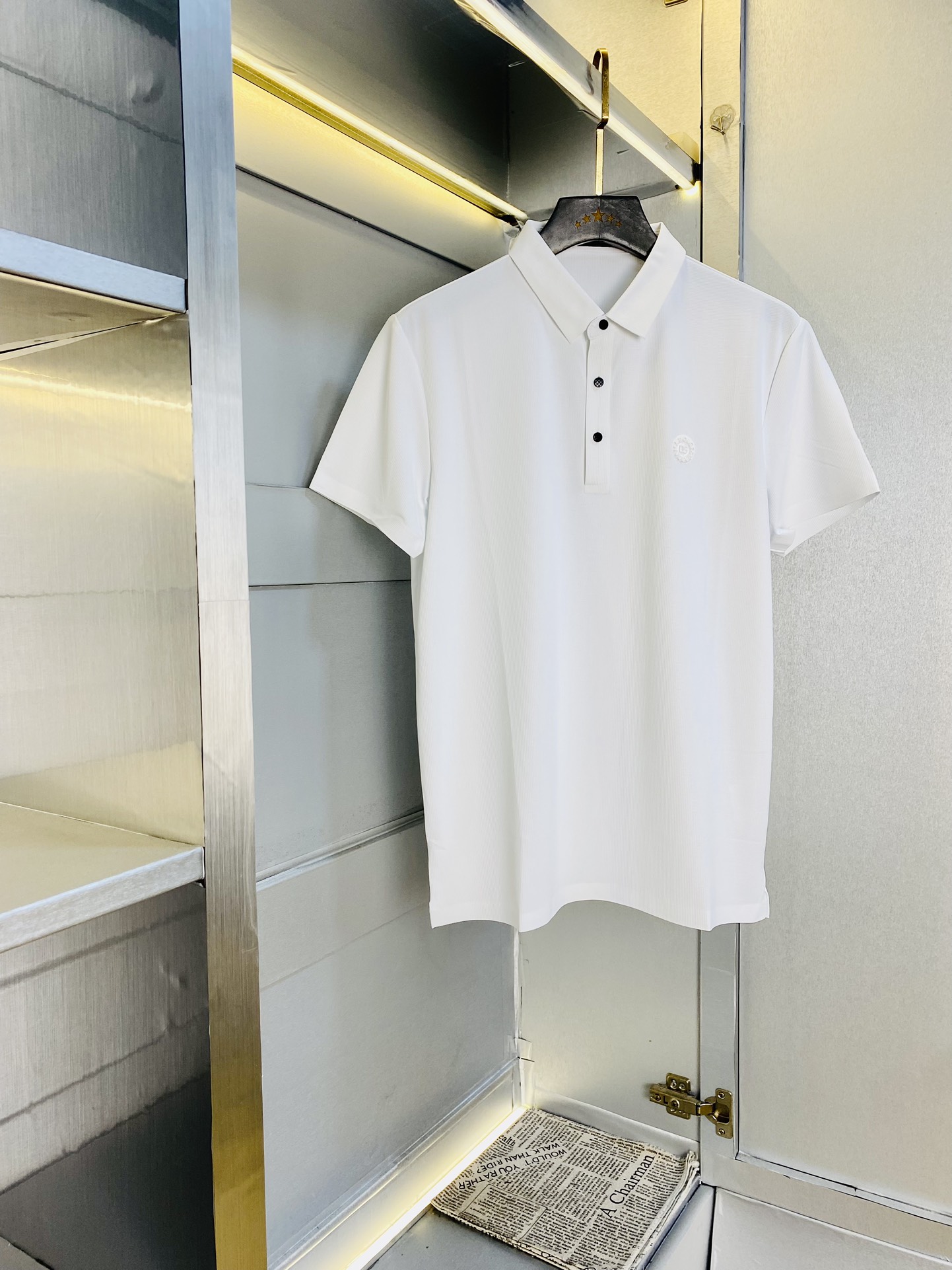 NO:466682,Dolce & Gabbana DG original single quality latest clothes Short-sleeved lapel short-sleeved Polo Selected counter customized top-grade imported mercerized cotton fabrics. All details are perfectly 100% replicated. Original hardware. High-end customized accessories. Original original mark. Excellent upper body effect. Number of codes. M-3XL,,Dolce & Gabbana,T-shirt,alexander wang.19860909杜嘉班纳DG 原单品质 最新款衣服 短袖翻领短袖Polo 精选专柜订制顶级朱地丝光棉进口面料 所有细节做工完美1比1复刻 还原正品百分百 原版五金 高端订制辅料 原厂原标 上身效果超赞 码数 M-3XL,,Dolce&Gabbana,T-shirt,alexander wang,Men's clothing