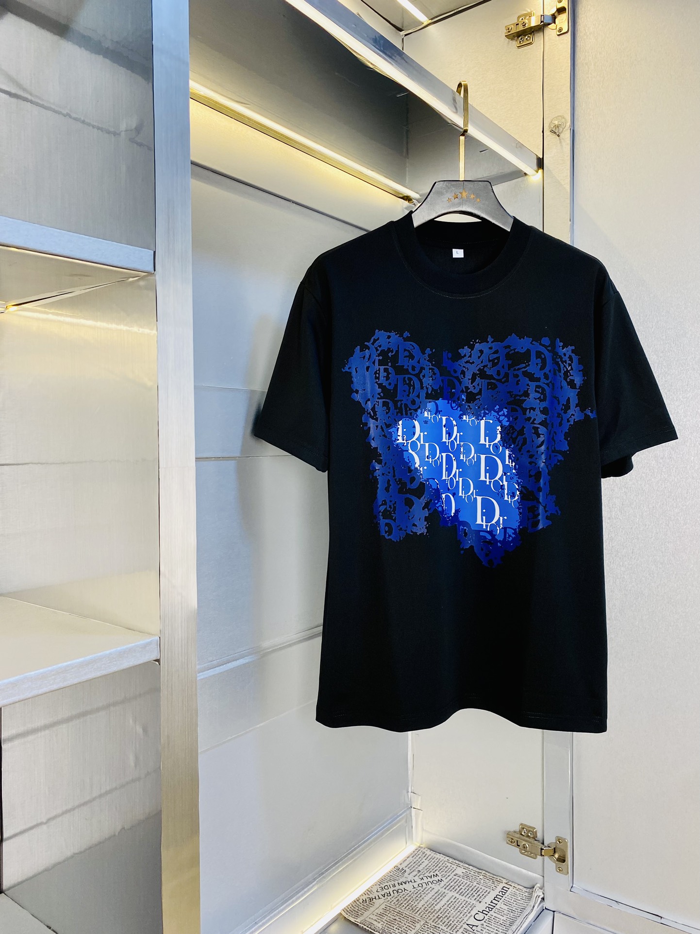 NO:142771,Wear 230 pounds, Fatty Gospel, Couple suit Dior Dior Original quality, 2025 latest style, men's short-sleeved T-shirt, selected counter custom-made top mercerized cotton imported fabric, all details are perfectly 1 to 1 replica, restore the authentic 100% original hardware, high-end customized auxiliary materials, original factory original standard, excellent upper body effect!  M-4XL (175/130 catties M), dior,dior,t-shirt,tees,t-shirt,alexander wang19860909穿230斤 胖子福音 情侣装迪奥Dior 原单品质 2025最新款 男装短袖T恤 精选专柜订制顶级丝光棉进口面料 所有细节做工完美1比1复刻 还原正品百分百 原版五金 高端订制辅料 原厂原标 上身效果超赞！码数偏大M-4XL(175/130斤穿M),,dior,dior,T-shirt,tees，t-shirt,alexander wang,Men's clothing