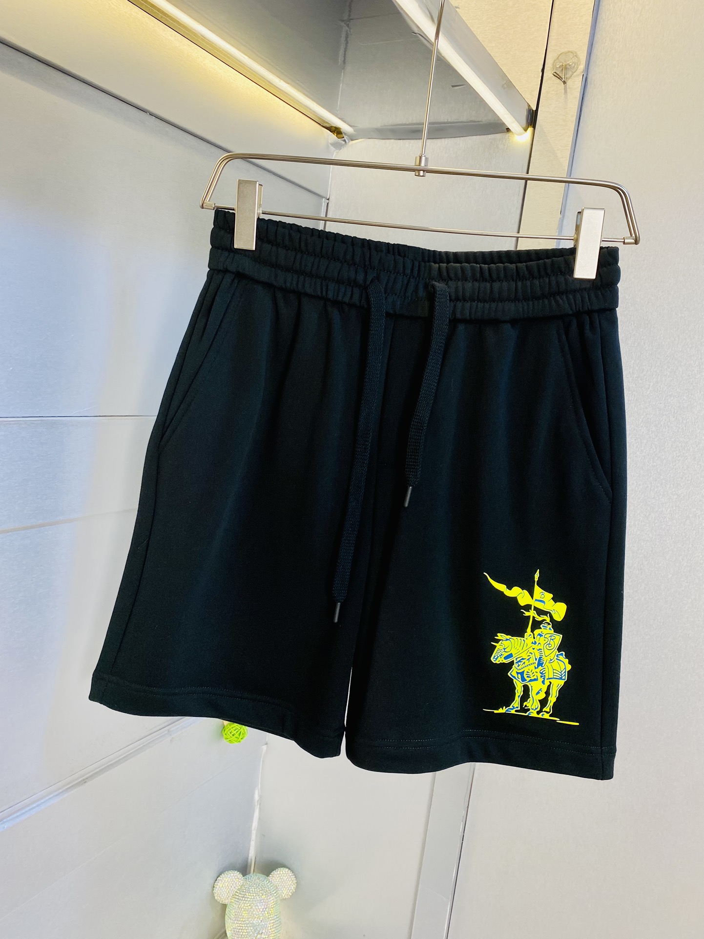 Alternative view of Burberry Shorts 09513
