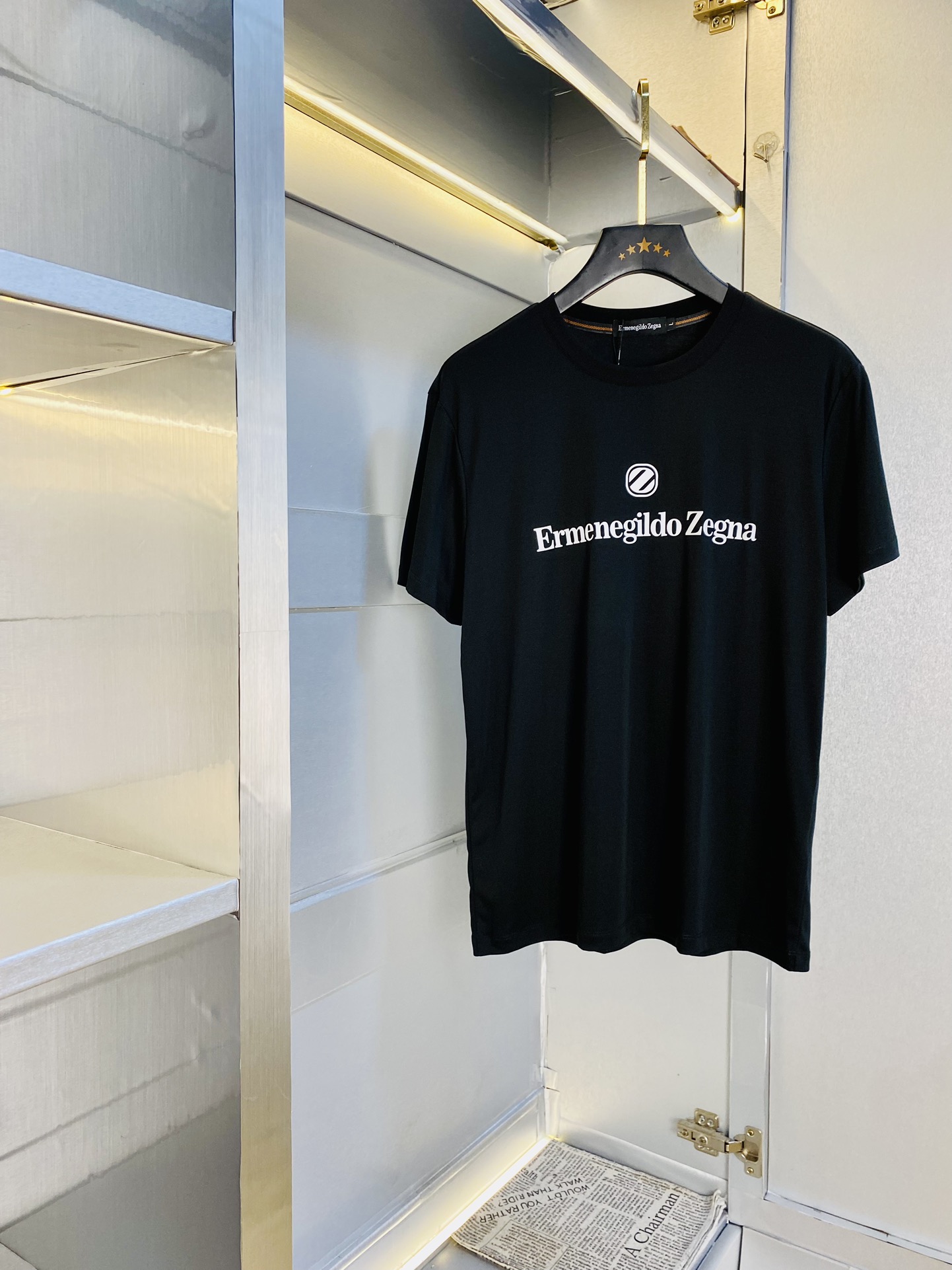 NO:480596,The same style on the official website can wear 210 catties. ZEGNA original single quality. The latest round neck short-sleeved T-shirt in 2025. Selected counter custom-made top-grade double mercerized cotton imported fabric. All details are perfectly 100% replicated. Original hardware. High-end customized auxiliary materials. Original original mark. Excellent upper body effect. Number of codes M-4XL,,zegna,T-shirt,tees,t-shirt,alexander wang.19860909官网同款可穿210斤 杰尼亚ZEGNA 原单品质 2025最新款圆领短袖T恤 精选专柜订制顶级双丝光棉进口面料 所有细节做工完美1比1复刻 还原正品百分百 原版五金 高端订制辅料 原厂原标 上身效果超赞 码数 M-4XL,,zegna,T-shirt,tees，t-shirt,alexander wang,Men's clothing