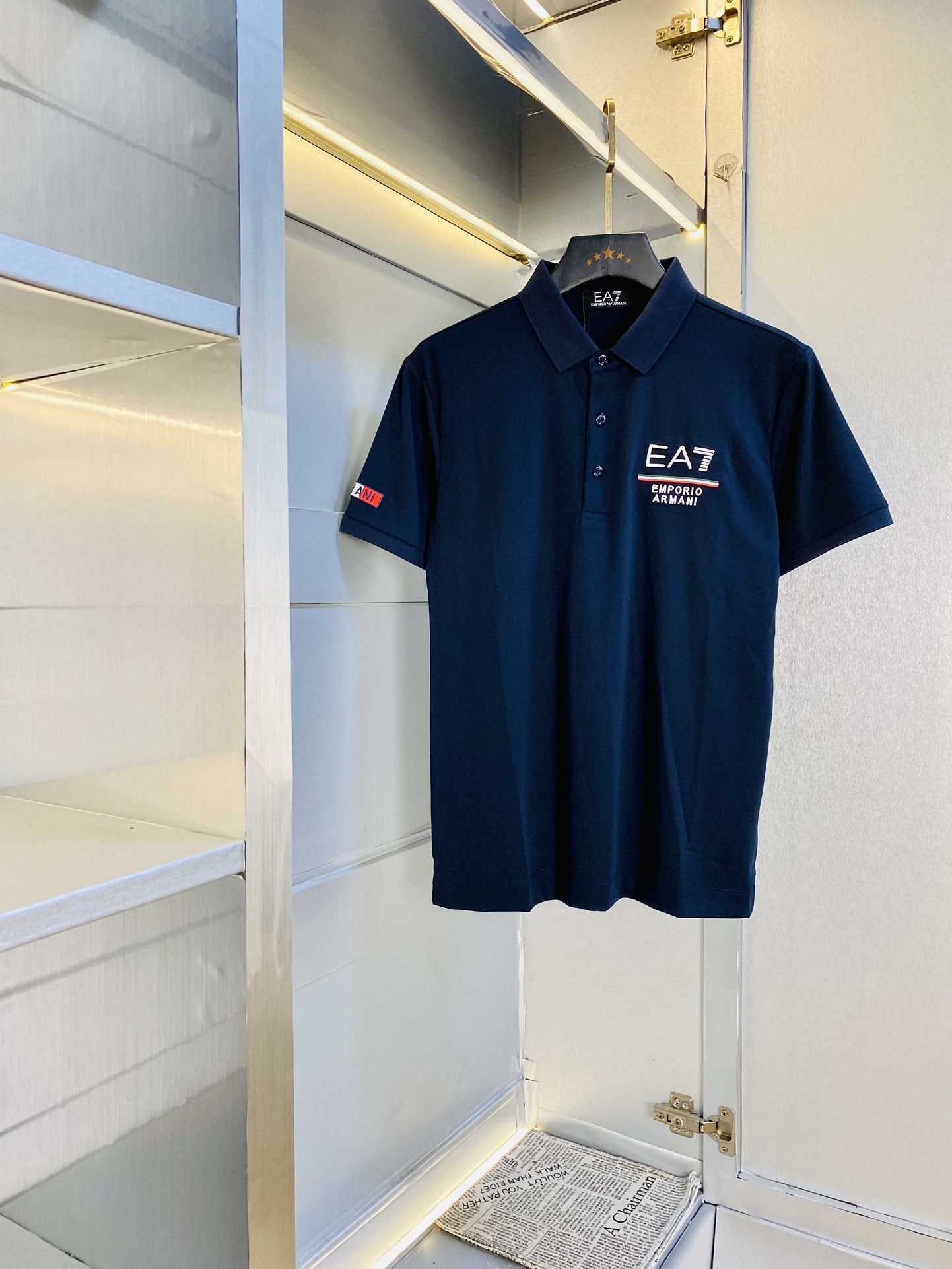 NO:427224,Original single product can wear 210 catties Armani original single quality latest style men's lapel short-sleeved T-shirt with high-end printed workmanship!  Selected counters to customize the top-grade double mercerized bead flooring fabric. All details are perfectly crafted and replicated 100% authentic. Original hardware, high-end customized auxiliary materials, original factory original standard, excellent upper body effect!  Code number M-4XL, armani, armani, T-shirt, tees, t-shirt, alexander wang19860909原单货可穿210斤 阿玛尼Armani 原单品质 最新款 男装翻领短袖T恤 高级印花做工！精选专柜订制顶级双丝光珠地棉进口面料 所有细节做工完美1比1复刻 还原正品百分百 原版五金 高端订制辅料 原厂原标 上身效果超赞！码数M-4XL,,armani,armani,T-shirt,tees，t-shirt,alexander wang,Men's clothing