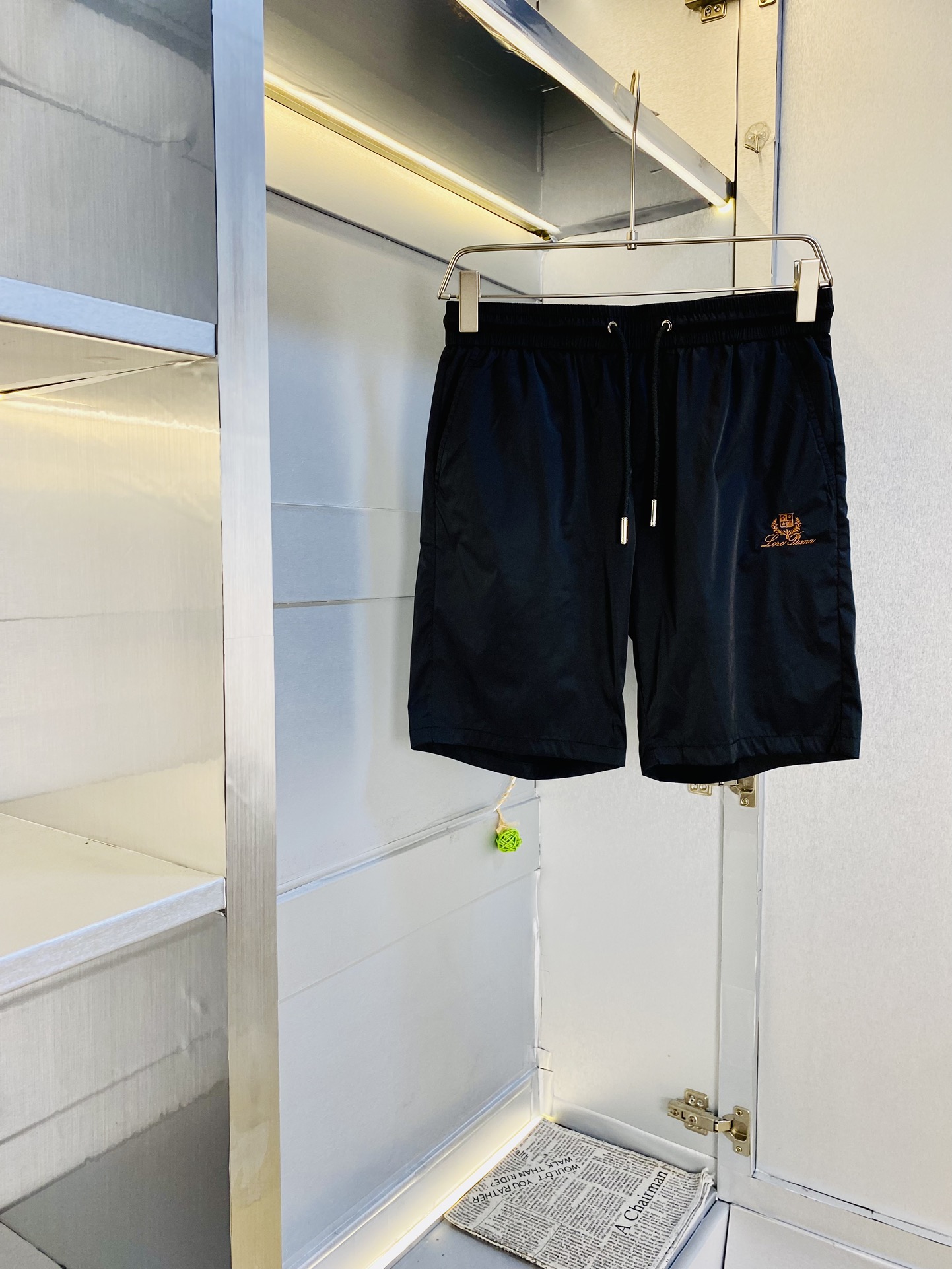 NO:427262,Wearable 220 kilograms Couple model Nuoyoupianya Lp Original quality Latest model Quick-dry shorts Quick-dry pants Beach pants Elastic pants Sport pants High-end workmanship!  Selected counter custom imported fabrics, all details are perfectly 1-to-1 reproduction, restore the authenticity 100% original hardware, high-end customized auxiliary materials, original factory original standard, excellent upper body effect!  Code number M-4XL, loro piana, shorts, alexander wang19860909可穿220斤 情侣款 诺悠翩雅Lp 原单品质 最新款 速干短裤速干裤沙滩裤松紧裤运动裤高级做工！精选专柜订制进口面料 所有细节做工完美1比1复刻 还原正品百分百 原版五金 高端订制辅料 原厂原标 上身效果超赞！码数M-4XL,,loro piana,shorts,alexander wang,Men's clothing