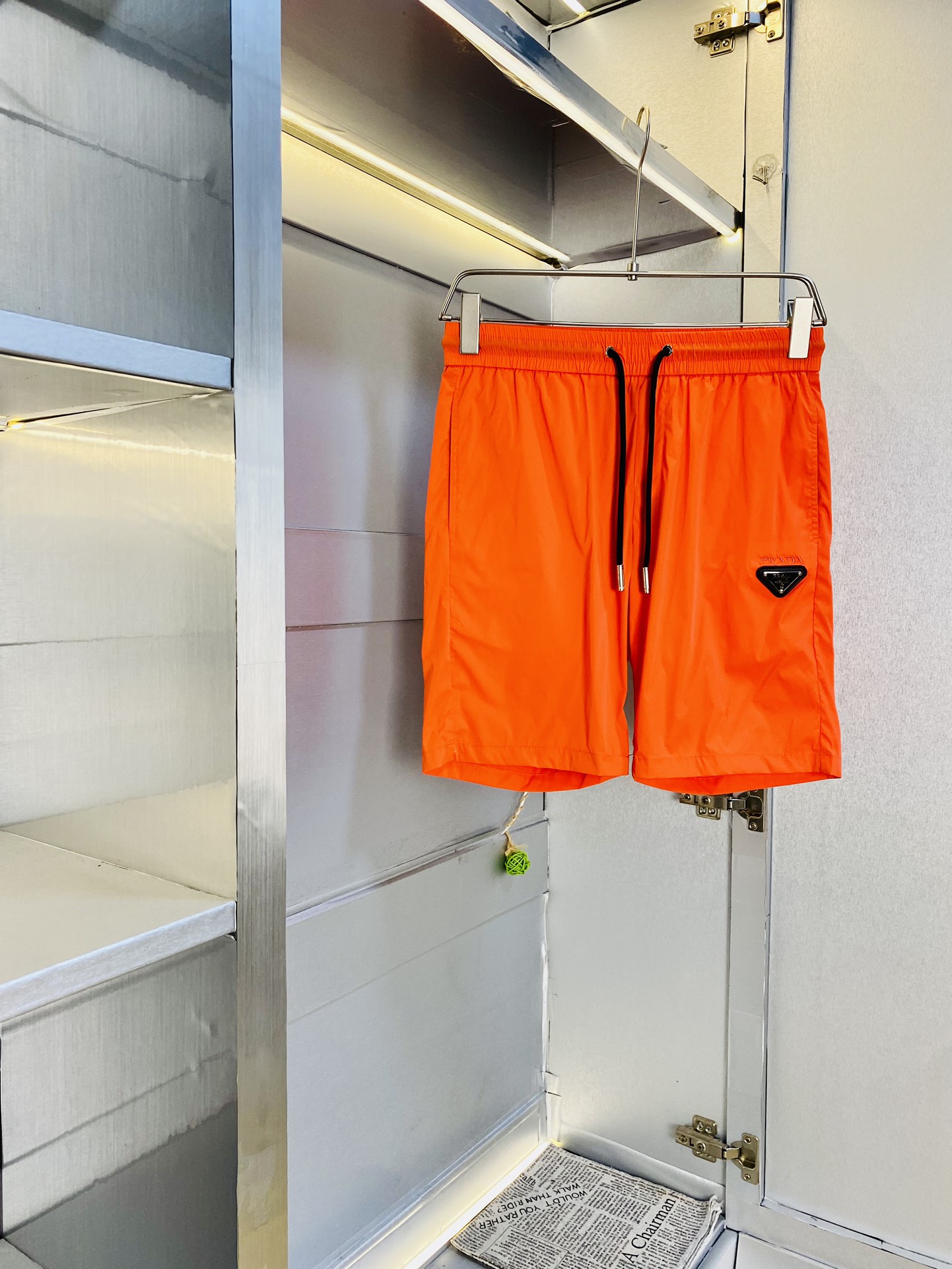NO:472594,Wearable 220 catties Couple model Prada Prada Original quality 2025 latest model Quick-drying shorts Quick-drying pants Beach pants Elastic pants Sport pants High-end workmanship!  Selected counter custom imported fabrics, all details are perfectly 1-to-1 reproduction, restore the authenticity 100% original hardware, high-end customized auxiliary materials, original factory original standard, excellent upper body effect!  Code number M-4XL, prada, prada, shorts, alexander wang19860909可穿220斤 情侣款 普拉达Prada 原单品质 2025最新款 速干短裤速干裤沙滩裤松紧裤运动裤高级做工！精选专柜订制进口面料 所有细节做工完美1比1复刻 还原正品百分百 原版五金 高端订制辅料 原厂原标 上身效果超赞！码数M-4XL,,prada,prada,shorts,alexander wang,Men's clothing