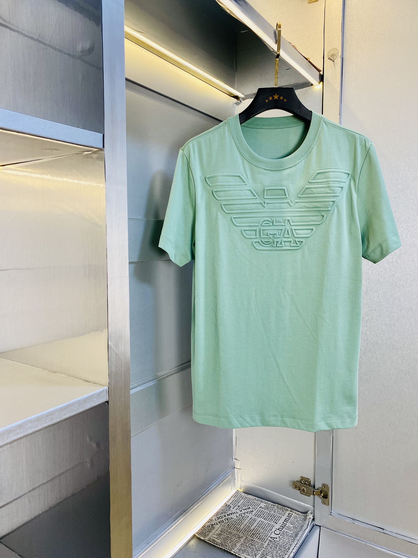 NO:420680,Wear 210 kilograms original order!  Fatty Gospel Couple Outfit Armani Armani Original Quality Latest Short-sleeved T-shirt Five-quarter Sleeve Middle Sleeve Selected counter Customized top-grade cotton imported fabric with original wash mark!  Complete three standards, all the details are perfectly 1-to-1 reproduction, restore the authenticity 100% original hardware, high-end customized auxiliary materials, original factory original standards, excellent upper body effect!  S-XXL (175/135 catties wear M), armani, armani, T-shirt, tees, t-shirt, alexander wang19860909穿210斤 原单货！胖子福音 情侣装阿玛尼Armani 原单品质 最新款 短袖T恤 五分袖中袖 精选专柜订制顶级纯棉进口面料 带原版洗水唛！三标齐全 所有细节做工完美1比1复刻 还原正品百分百 原版五金 高端订制辅料 原厂原标 上身效果超赞！码数偏大S-XXL(175/135斤穿M),,armani,armani,T-shirt,tees，t-shirt,alexander wang,Men's clothing