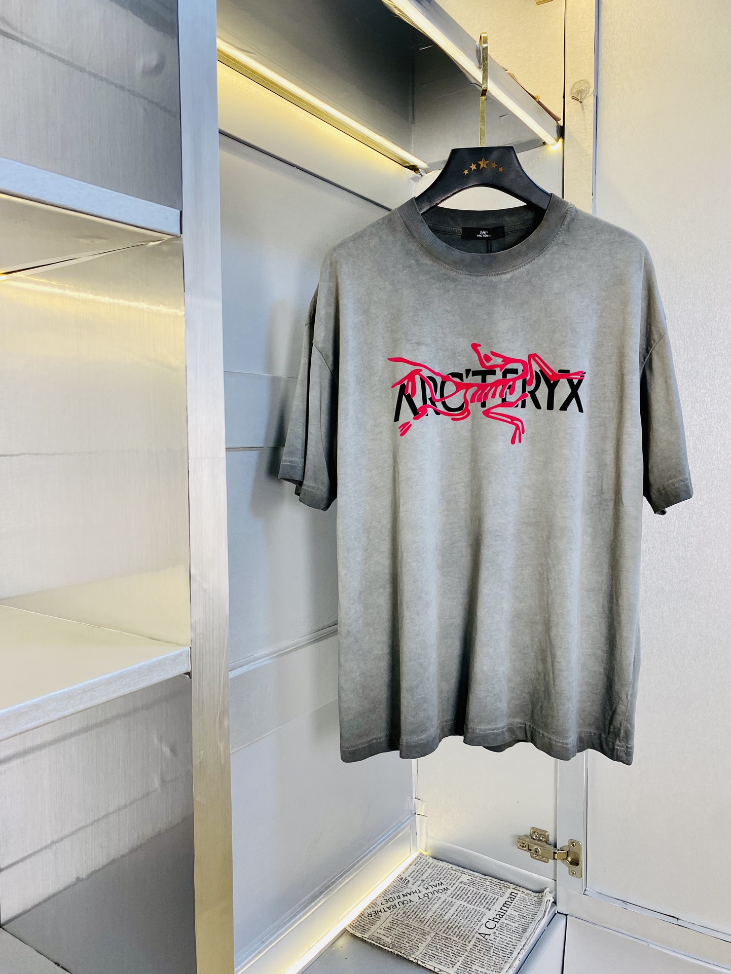 NO:515960,Wear 220 kilograms original order!  Fat Gospel Archaeopteryx Original Single Quality 2025 Latest Short-sleeved T-shirt Five-quarter Sleeve Middle Sleeve Selected counter custom-made top-grade cotton imported fabric with original wash mark!  Complete three standards, all the details are perfectly 1-to-1 reproduction, restore the authenticity 100% original hardware, high-end customized auxiliary materials, original factory original standards, excellent upper body effect!  S-XXL (175/130-160 catties of S), arc'teryx, T-shirt,tees, t-shirt,alexander wang19860909穿220斤 原单货！胖子福音始祖鸟Arcteryx 原单品质 2025最新款 短袖T恤 五分袖中袖 精选专柜订制顶级纯棉进口面料 带原版洗水唛！三标齐全 所有细节做工完美1比1复刻 还原正品百分百 原版五金 高端订制辅料 原厂原标 上身效果超赞！码数偏大S-XXL(175/130-160斤穿S),arc'teryx,T-shirt,tees，t-shirt,alexander wang,Men's clothing