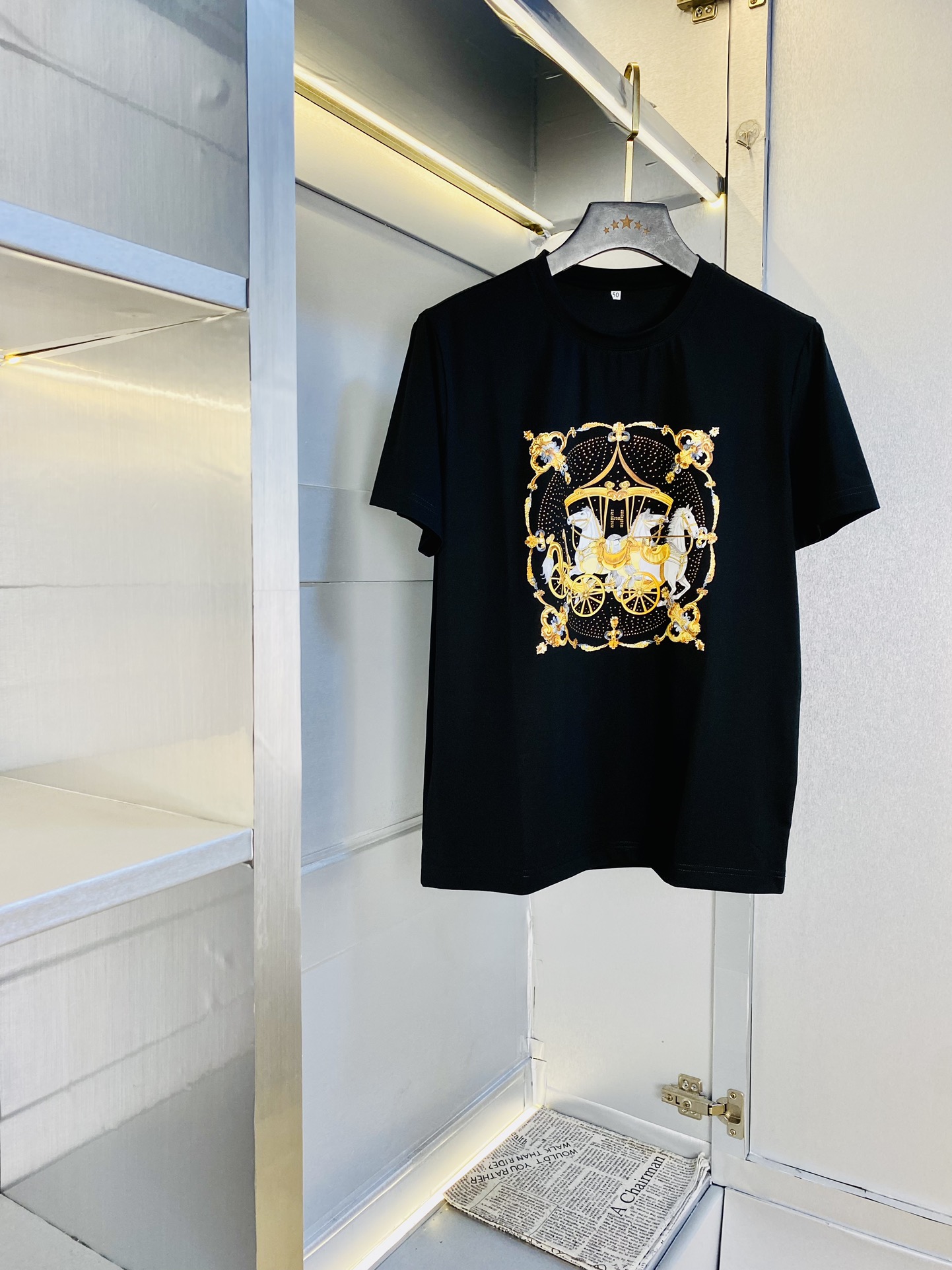 NO:508312,Wear 240 pounds, Fatty Gospel, Couple model, Size M-6XL, Hermes, Original quality, Latest style, Round neck short-sleeved T-shirt, Selected counter customized top-grade double mercerized cotton imported fabric, all details are perfectly 1 to 1 replica, restore the authentic 100% original hardware, high-end customized auxiliary materials, original factory original standard, the upper body effect is excellent!  ,,hermes,hermes,T-shirt,tees,t-shirt,alexander wang19860909穿240斤 胖子福音 情侣款 码数M-6XL 爱马仕Hermes 原单品质 最新款 圆领短袖T恤衣服 精选专柜订制顶级双丝光棉进口面料 所有细节做工完美1比1复刻 还原正品百分百 原版五金 高端订制辅料 原厂原标 上身效果超赞！,,hermes,hermes,T-shirt,tees，t-shirt,alexander wang,Men's clothing