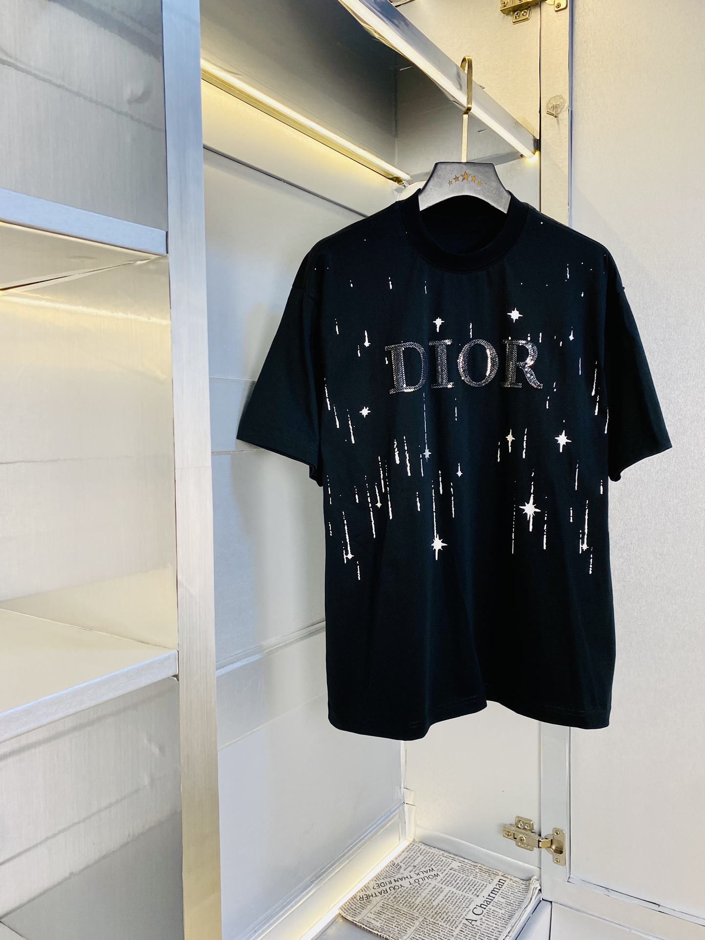 NO:449336,Wearable 230 catties Dior Original Quality 2025 Latest Men's Short-sleeved T-shirt with High-end Printing!  Selected counter custom-made pure cotton imported fabrics, all details are perfectly 1 to 1 replica, restore the authenticity 100% original hardware, high-end customized auxiliary materials, original factory original standard, excellent upper body effect!  S-XXL (/130-140 catties wear S), dior,dior,t-shirt,tees,t-shirt,alexander wang19860909可穿230斤 迪奥Dior 原单品质 2025最新款 男装短袖T恤 高级印花做工！精选专柜订制纯棉进口面料 所有细节做工完美1比1复刻 还原正品百分百 原版五金 高端订制辅料 原厂原标 上身效果超赞！码数S-XXL（/130-140斤穿S）,,dior,dior,T-shirt,tees，t-shirt,alexander wang,Men's clothing