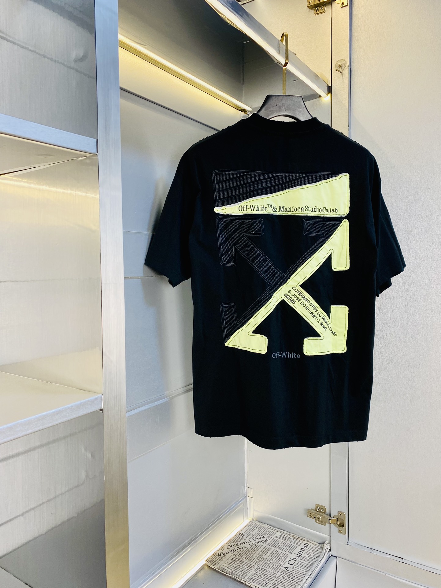 NO:424649,Wearable 230 catties Off-white Original quality Latest style Men's short-sleeved T-shirt High-end printed workmanship!  Selected counter custom-made pure cotton imported fabrics, all details are perfectly 1 to 1 replica, restore the authenticity 100% original hardware, high-end customized auxiliary materials, original factory original standard, excellent upper body effect!  S-XXL (/130-140 catties wear S), off white, T-shirt, tees, t-shirt, alexander wang19860909可穿230斤 Off-white 原单品质 最新款 男装短袖T恤 高级印花做工！精选专柜订制纯棉进口面料 所有细节做工完美1比1复刻 还原正品百分百 原版五金 高端订制辅料 原厂原标 上身效果超赞！码数S-XXL（/130-140斤穿S）,,off white,T-shirt,tees，t-shirt,alexander wang,Men's clothing