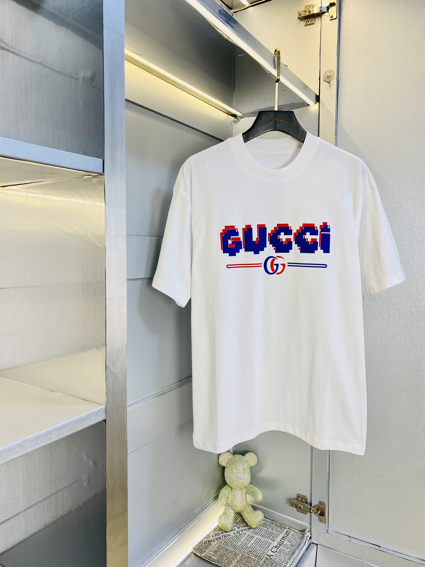 NO:480944,Wearing 240 pounds, Fatty Gospel, Couple costume Gucci, Original quality, 2025 latest model, short-sleeved T-shirt, selected counter customized top mercerized cotton imported fabric, all details are perfectly 1 to 1 replica, restore the authentic 100% original hardware, high-end customized auxiliary materials, original factory original standard, excellent upper body effect!  S-3XL (175/130 catties S), gucci, T-shirt, tees, t-shirt, alexander wang19860909穿240斤 胖子福音 情侣装古奇Gucci 原单品质 2025最新款 短袖T恤 精选专柜订制顶级丝光棉进口面料 所有细节做工完美1比1复刻 还原正品百分百 原版五金 高端订制辅料 原厂原标 上身效果超赞！码数偏大S-3XL(175/130斤穿S),,gucci,T-shirt,tees，t-shirt,alexander wang,Men's clothing