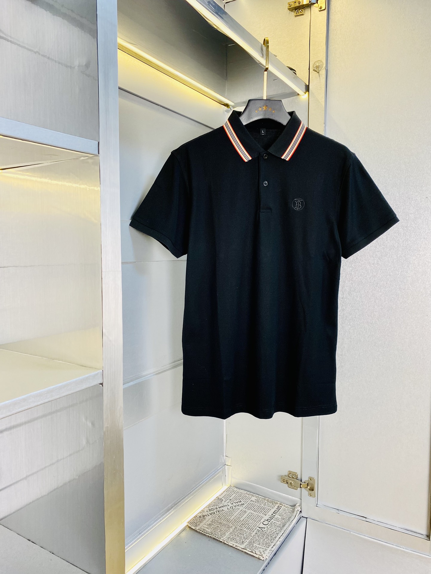 NO:497102,Original order can be worn pounds Burberry Original order quality Latest style Men's lapel short-sleeved T-shirt Polo shirt High-end printed workmanship!  Selected counters to customize the top-grade double mercerized bead flooring fabric. All details are perfectly crafted and replicated 100% authentic. Original hardware, high-end customized auxiliary materials, original factory original standard, excellent upper body effect!  Code number M-3XL, burberry, burberry, T-shirt, tees, t-shirt, alexander wang19860909原单货可穿斤 巴宝莉Burberry 原单品质 最新款 男装翻领短袖T恤Polo衫 高级印花做工！精选专柜订制顶级双丝光珠地棉进口面料 所有细节做工完美1比1复刻 还原正品百分百 原版五金 高端订制辅料 原厂原标 上身效果超赞！码数M-3XL,,burberry,burberry,T-shirt,tees，t-shirt,alexander wang,Men's clothing