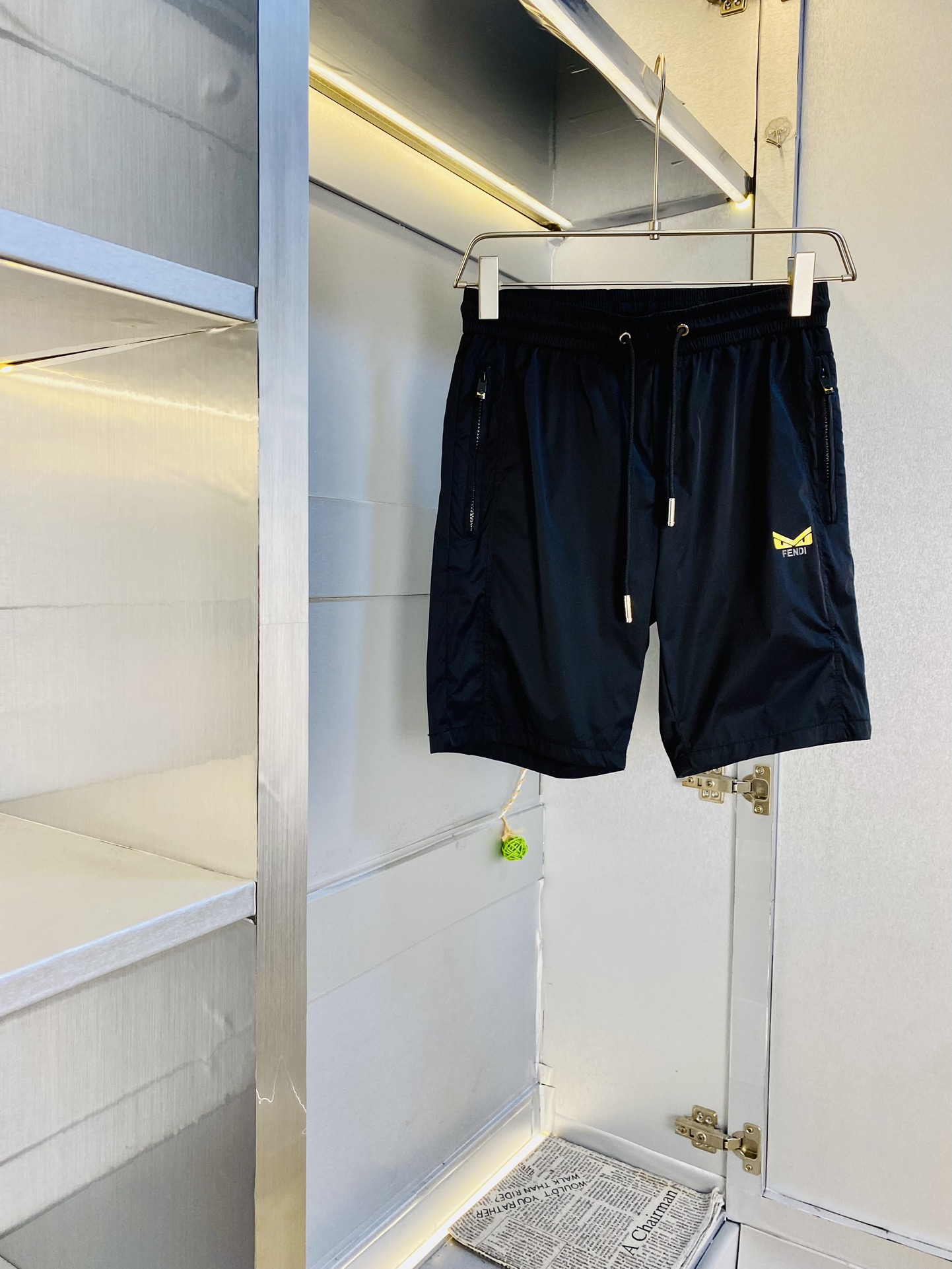 NO:460108,Wearable pounds Couple style Fendi Fendi original single quality Latest style Quick-dry shorts Quick-dry pants Beach pants Elastic pants Sport pants High-end workmanship!  Selected counter custom imported fabrics, all details are perfectly 1-to-1 reproduction, restore the authenticity 100% original hardware, high-end customized auxiliary materials, original factory original standard, excellent upper body effect!  Code number M-4XL, fendi, fendi, shorts, alexander wang19860909可穿斤 情侣款 芬迪Fendi 原单品质 最新款 速干短裤速干裤沙滩裤松紧裤运动裤高级做工！精选专柜订制进口面料 所有细节做工完美1比1复刻 还原正品百分百 原版五金 高端订制辅料 原厂原标 上身效果超赞！码数M-4XL,,fendi,fendi,shorts,alexander wang,Men's clothing