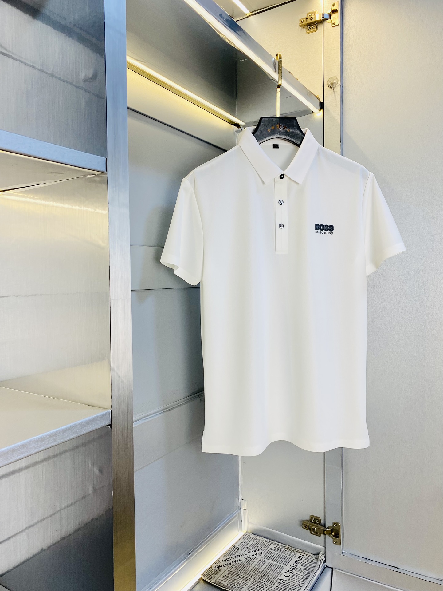 NO:446848,Original single product can be worn pounds Hugo Boss Original single quality Latest style Men's lapel short-sleeved T-shirt Polo shirt High-end printed workmanship!  Selected counters to customize the top-grade double mercerized bead flooring fabric. All details are perfectly crafted and replicated 100% authentic. Original hardware, high-end customized auxiliary materials, original factory original standard, excellent upper body effect!  Code number M-4XL, T-shirt,tees,t-shirt,alexander wang19860909原单货可穿斤 雨果博斯Boss 原单品质 最新款 男装翻领短袖T恤Polo衫 高级印花做工！精选专柜订制顶级双丝光珠地棉进口面料 所有细节做工完美1比1复刻 还原正品百分百 原版五金 高端订制辅料 原厂原标 上身效果超赞！码数M-4XL,,T-shirt,tees，t-shirt,alexander wang,Men's clothing