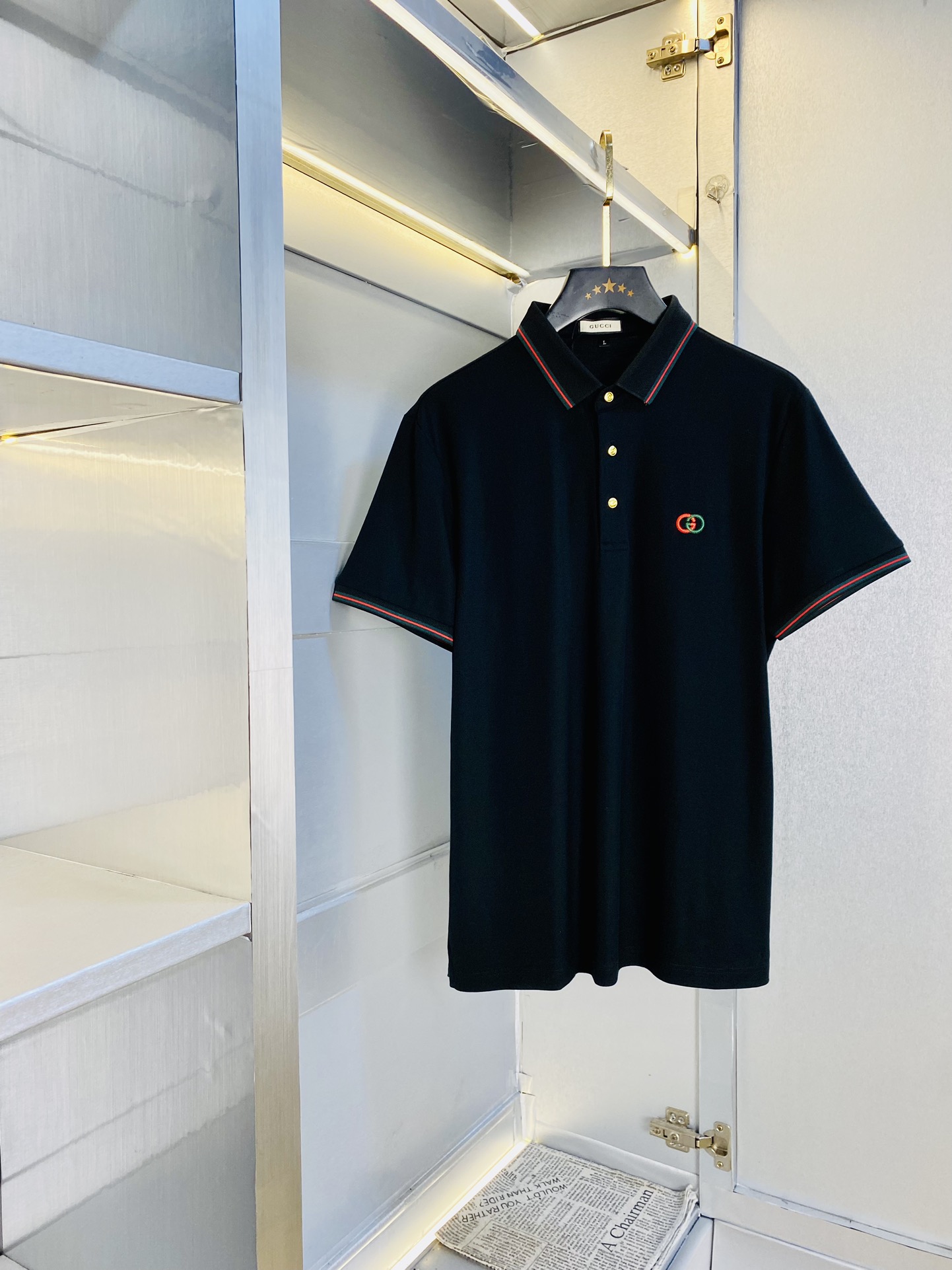 NO:454021,Wearable 210 kilograms of fat man's gossip Gucci Original quality Latest clothes Short-sleeved lapel Short-sleeved Polo shirt Selected counter custom-made top-grade imported mercerized cotton fabrics All details are perfectly 1 to 1 replica of the original product Restore the authenticity 100% Original hardware High-end custom auxiliary materials Original original mark Excellent upper body effect Number M-4XL,,gucci,T-shirt,alexander wang19860909可穿210斤胖子福音 古奇Gucci 原单品质 最新款衣服 短袖翻领短袖Polo衫 精选专柜订制顶级朱地丝光棉进口面料 所有细节做工完美1比1复刻 还原正品百分百 原版五金 高端订制辅料 原厂原标 上身效果超赞 码数 M-4XL,,gucci,T-shirt,alexander wang,Men's clothing