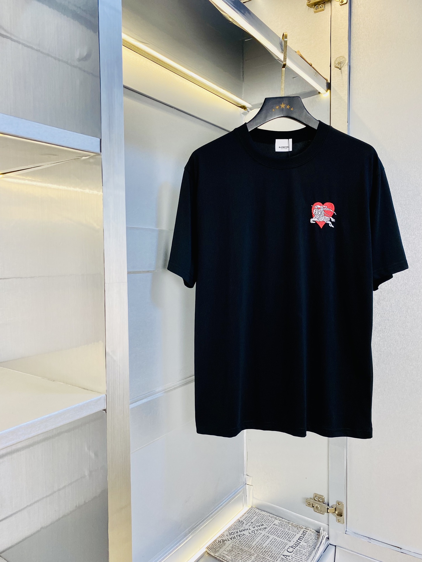 NO:462975,Wear 210 kilograms original order!  Fatty Gospel Burberry Original quality 2025 latest short-sleeved T-shirt with five-point mid-sleeved selected counter custom-made top-grade cotton imported fabric with original wash mark!  Complete three standards, all the details are perfectly 1-to-1 reproduction, restore the authenticity 100% original hardware, high-end customized auxiliary materials, original factory original standards, excellent upper body effect!  S-XXL (175/130 catties wear M), burberry, burberry, T-shirt, tees, t-shirt, alexander wang19860909穿210斤 原单货！胖子福音巴宝莉Burberry 原单品质 2025最新款 短袖T恤 五分袖中袖 精选专柜订制顶级纯棉进口面料 带原版洗水唛！三标齐全 所有细节做工完美1比1复刻 还原正品百分百 原版五金 高端订制辅料 原厂原标 上身效果超赞！码数偏大S-XXL(175/130斤穿M),,burberry,burberry,T-shirt,tees，t-shirt,alexander wang,Men's clothing