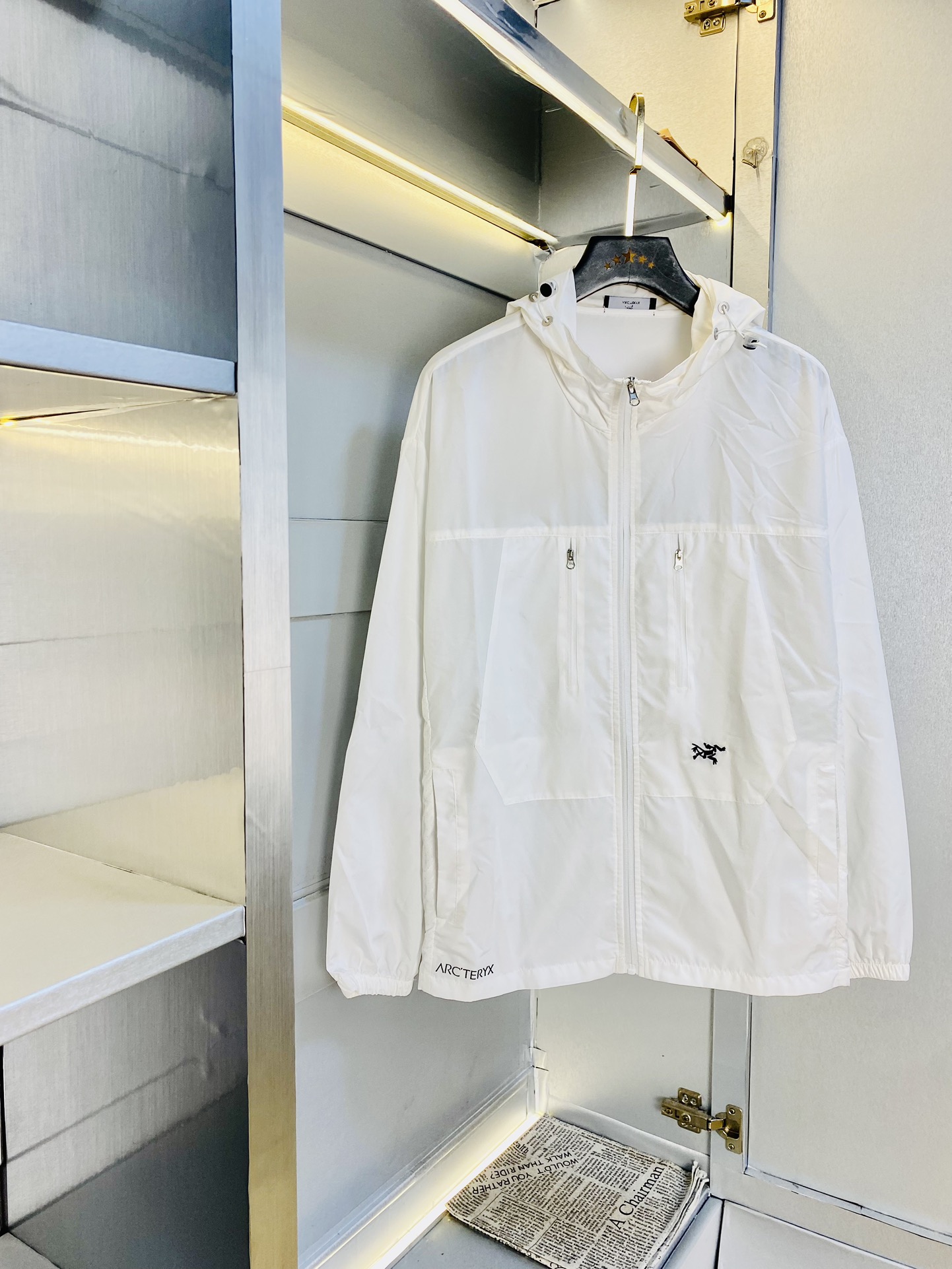 NO:508278,Original order on the official website, can wear 220 catties Archaeopteryx Summer style!  New sunscreen protective clothing jacket jacket high version high quality original fabric internet celebrity celebrity model open mold custom hardware accessories very comfortable super versatile jacket non-market ordinary version random comparison absolutely guaranteed quality color picture color size M-3XL (175/130 catties), arc'teryx, jackets & coats, jackets & coats, alexander wang19860909官网原单货 可穿220斤始祖鸟Arcteryx 夏季夏款！新款防晒衣防嗮衣外套夹克 高版本高品质 原版面料网红明星同款 开模定制五金辅料 感非常舒服 超级百搭好看的一款外套 非市场普通版本 随意对比 品质绝对保证 颜色图色 尺码M-3XL（175/130斤）,arc'teryx,jackets & coats,jackets & coats,alexander wang,Men's clothing