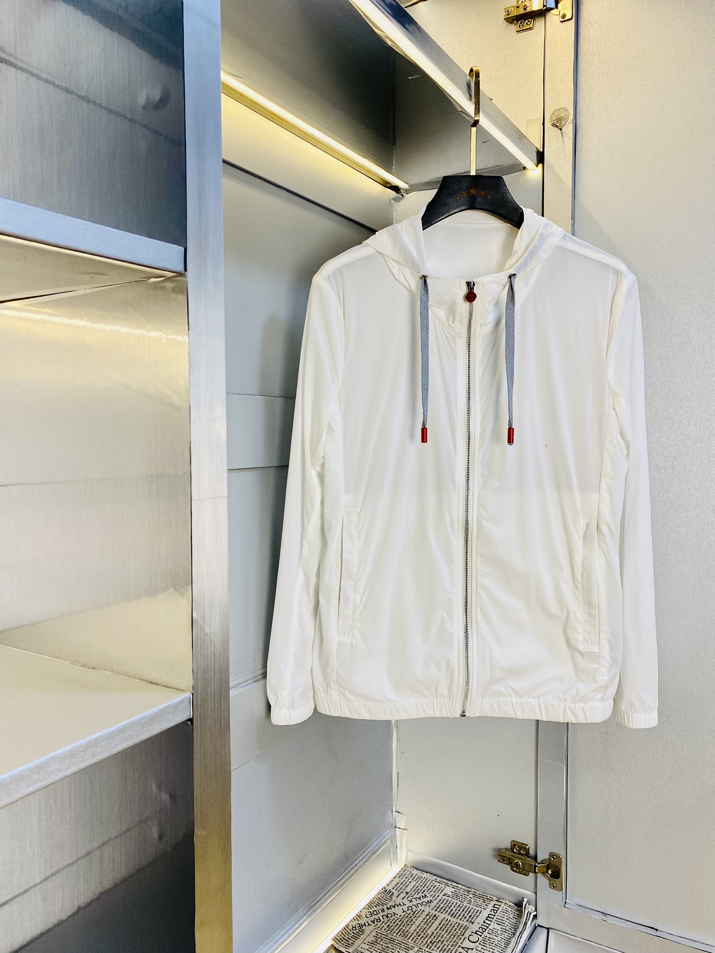 NO:510610,Original order on the official website, Chiton Kiton 2025 summer style!  New sunscreen protective clothing jacket jacket, high-quality, original fabric, same style as internet celebrity, mold-opening custom hardware accessories, very comfortable, super versatile and beautiful jacket, non-market ordinary version, random comparison, absolutely guaranteed quality, color picture, size M-3XL,, jackets & coats, jackets & coats, alexander wang19860909官网原单货 奇敦Kiton 2025夏季夏款！新款防晒衣防嗮衣外套夹克 高版本高品质 原版面料网红明星同款 开模定制五金辅料 感非常舒服 超级百搭好看的一款外套 非市场普通版本 随意对比 品质绝对保证 颜色图色 尺码M-3XL,,jackets & coats,jackets & coats,alexander wang,Men's clothing