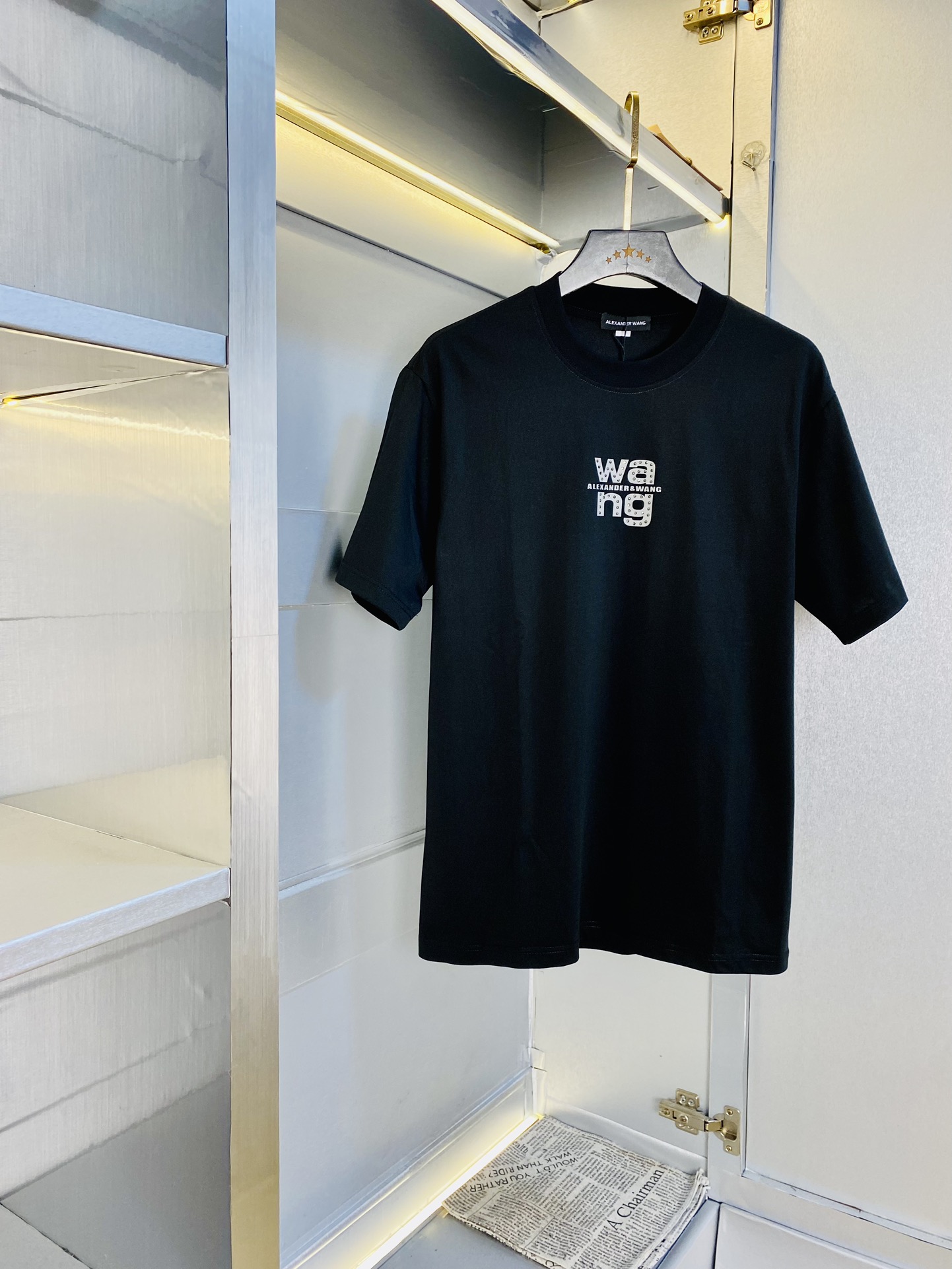 NO:456411,Wearing 210 pounds, Fatty Gospel, couple outfit Alexander Wang, original quality, latest style, men's short-sleeved T-shirt, selected counter custom-made top mercerized cotton imported fabric, all details are perfectly 1 to 1 replica, restore the authentic 100% original hardware, high-end customized auxiliary materials, original factory original standard, excellent upper body effect!  M-4XL, alexander wang, T-shirt,tees, t-shirt,alexander wang19860909穿210斤 胖子福音 情侣装亚历山大王Alexander Wang 原单品质 最新款 男装短袖T恤 精选专柜订制顶级丝光棉进口面料 所有细节做工完美1比1复刻 还原正品百分百 原版五金 高端订制辅料 原厂原标 上身效果超赞！码数偏大M-4XL,,alexander wang,T-shirt,tees，t-shirt,alexander wang,Men's clothing