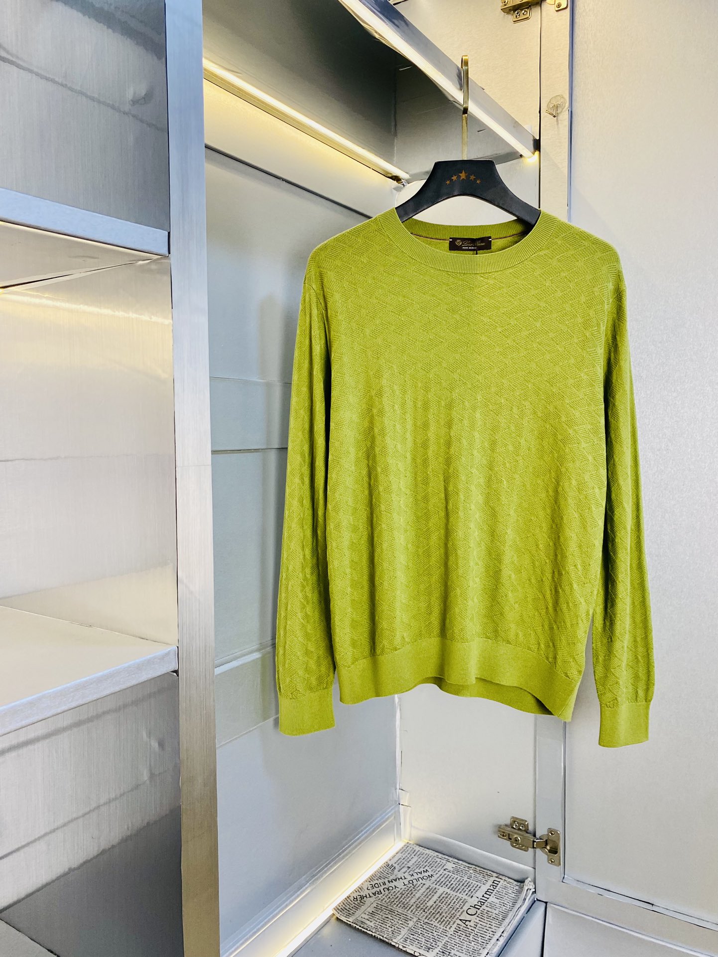 NO:513236,210 catties Nuoyoupianya Lp Original single-quality long-sleeved sweater 2025 latest long-sleeved wool sweater Selected counter customized top-grade European wool imported fabrics All details are perfectly 1 to 1 replica restored authentic 100% original hardware High-end custom auxiliary materials Original factory original standard The upper body effect is excellent Number of M-3XL (175/130 catties wearing M), loro piano, sweaters, alexander wang19860909可穿210斤 诺悠翩雅Lp 原单品质长袖毛衣 2025最新款 长袖羊毛衫 精选专柜订制顶级欧洲羊毛进口面料 所有细节做工完美1比1复刻 还原正品百分百 原版五金 高端订制辅料 原厂原标 上身效果超赞 码数M-3XL(175/130斤穿M),,loro piana,sweaters,alexander wang,Men's clothing