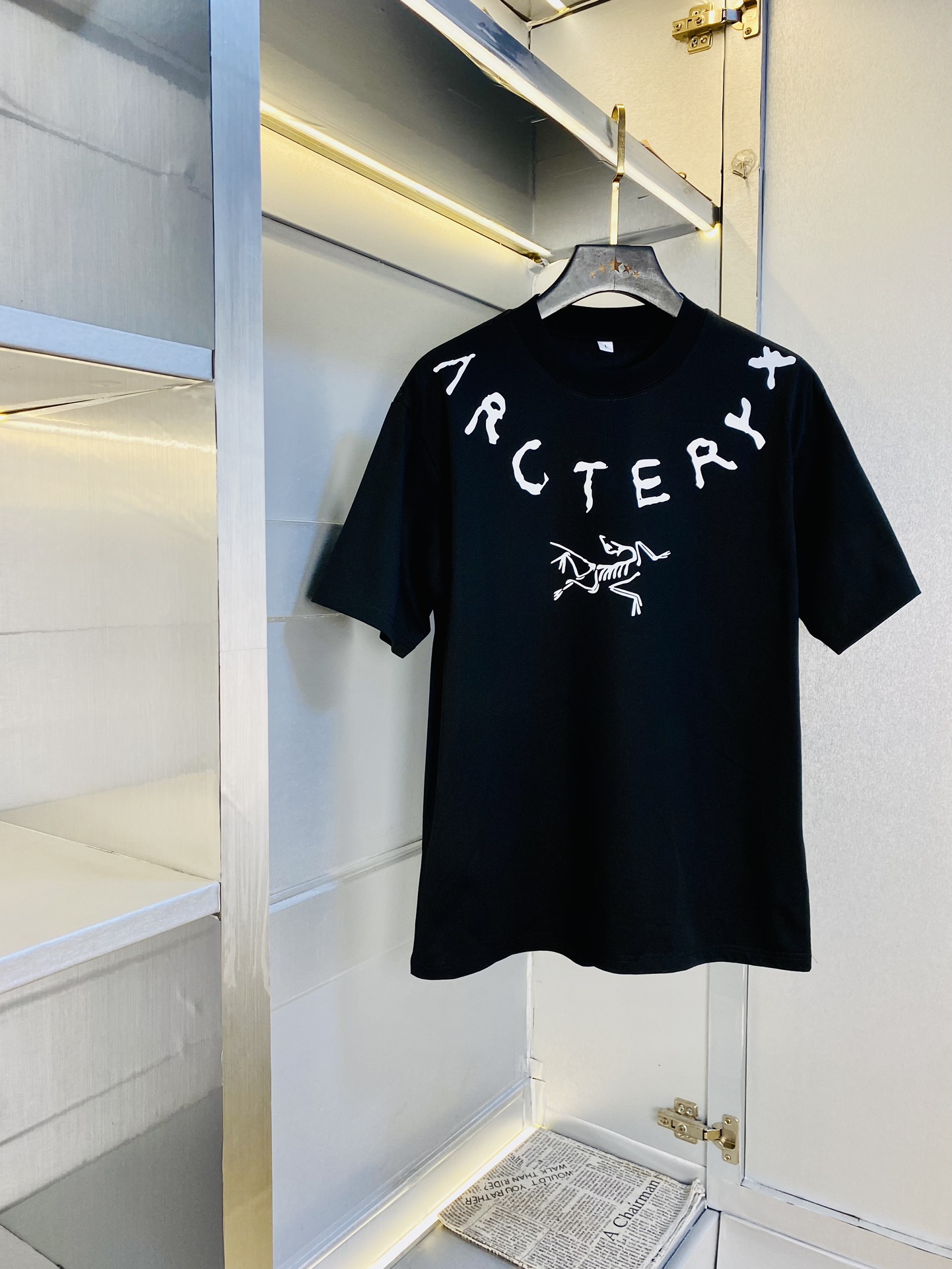 NO:726546,Support replacement after the year!  Wearing 210 pounds, Gospel for Fatty Couple's Wear Arcteryx, original order quality, 2025 latest men's short-sleeved T-shirt, selected counter custom-made top-grade mercerized cotton imported fabric, all details are perfectly made and 1:1 reproduced, 100% authentic, original hardware, high-end customized accessories, original factory original label, the upper body effect is amazing!  Size M-4XL,arc'teryx,T-shirt,tees,t-shirt,19860909支持年后退换！ 穿210斤 胖子福音 情侣装始祖鸟Arcteryx 原单品质 2025最新款 男装短袖T恤 精选专柜订制顶级丝光棉进口面料 所有细节做工完美1比1复刻 还原正品百分百 原版五金 高端订制辅料 原厂原标 上身效果超赞！码数M-4XL,arc'teryx,T-shirt,tees，t-shirt,,Men's clothing