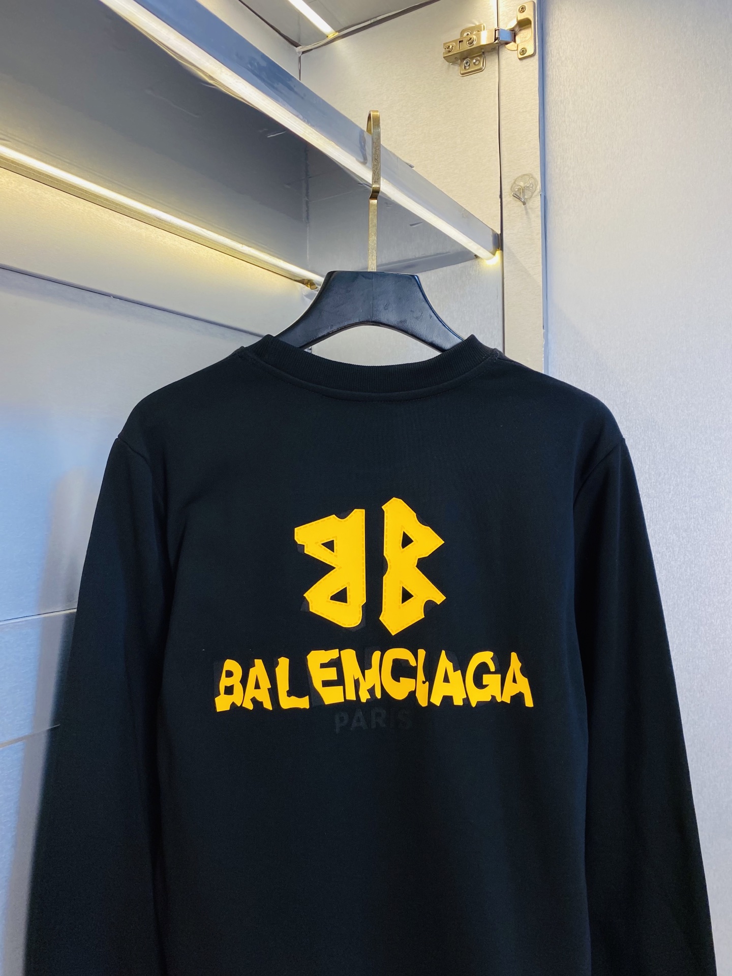 双丝光棉！P220 官网款 可穿200斤🔥 巴黎世家Balenciaga 原单品质 注意内里不是毛圈⭕  内里丝光棉！三标齐全 2025最新款 衣服男装卫衣T恤 精选专柜订制顶级🐥双丝光棉🐥进口面料 所有细节做工完美1比1复刻 还原正品百分百 原版五金 高端订制辅料 原厂原标 上身效果超赞！码数:M-4XL