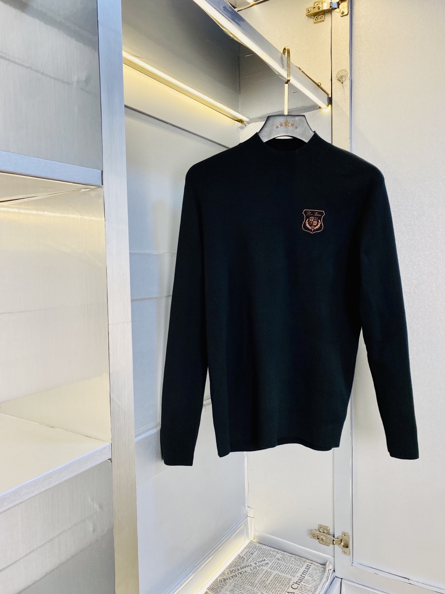 NO:646244,Original item from the official website. You can wear Jinnuo Youpianya Lp autumn and winter style!  New knitted sweater and cardigan. High version and high quality. The original fabric is the same as that of Internet celebrity stars. Mold customization of hardware accessories. Very comfortable. Super versatile and good-looking. Non-market ordinary version. Feel free to compare. Quality is absolutely guaranteed. Color pictures and colors. Size M-3XL, loro piana, sweaters, alexander wang19860909官网原单货 可穿斤诺悠翩雅Lp 秋冬款！新款针织毛衣羊毛衫 高版本高品质 原版面料网红明星同款 开模定制五金辅料 感非常舒服 超级百搭好看的一款 非市场普通版本 随意对比 品质绝对保证 颜色图色 尺码M-3XL,,loro piana,sweaters,alexander wang,Men's clothing