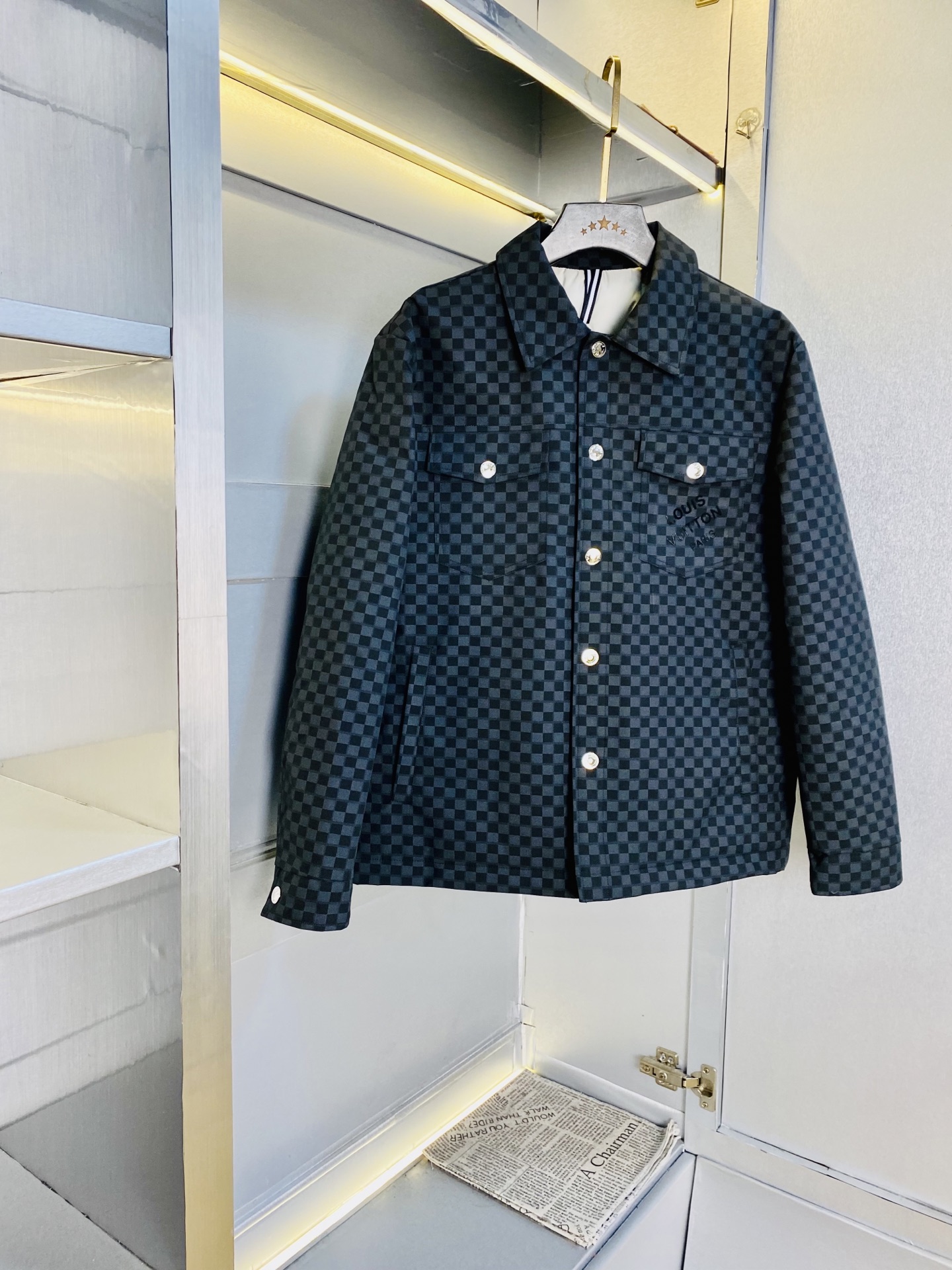 NO:656335,The original item from the official website can wear 210 pounds of Louis Vuitton Lv 2025 winter style!  Down jacket, high version, high quality, original fabric, the same style as Internet celebrity stars, molded custom hardware and accessories, very comfortable, super versatile and good-looking, non-market ordinary version, free to compare, absolute quality guaranteed, color picture, size M-3XL (175/130 pounds wear M),, louis vuitton, louis vuitton, jackets & coats, down jacket, alexander wang19860909官网原单货 可穿210斤路易威登Lv 2025冬款！羽绒服外套 高版本高品质 原版面料网红明星同款 开模定制五金辅料 感非常舒服 超级百搭好看 非市场普通版本 随意对比 品质绝对保证 颜色图色 尺码M-3XL（175/130斤穿M）,,louis vuitton,louis vuitton,jackets & coats,down jacket,alexander wang,Men's clothing