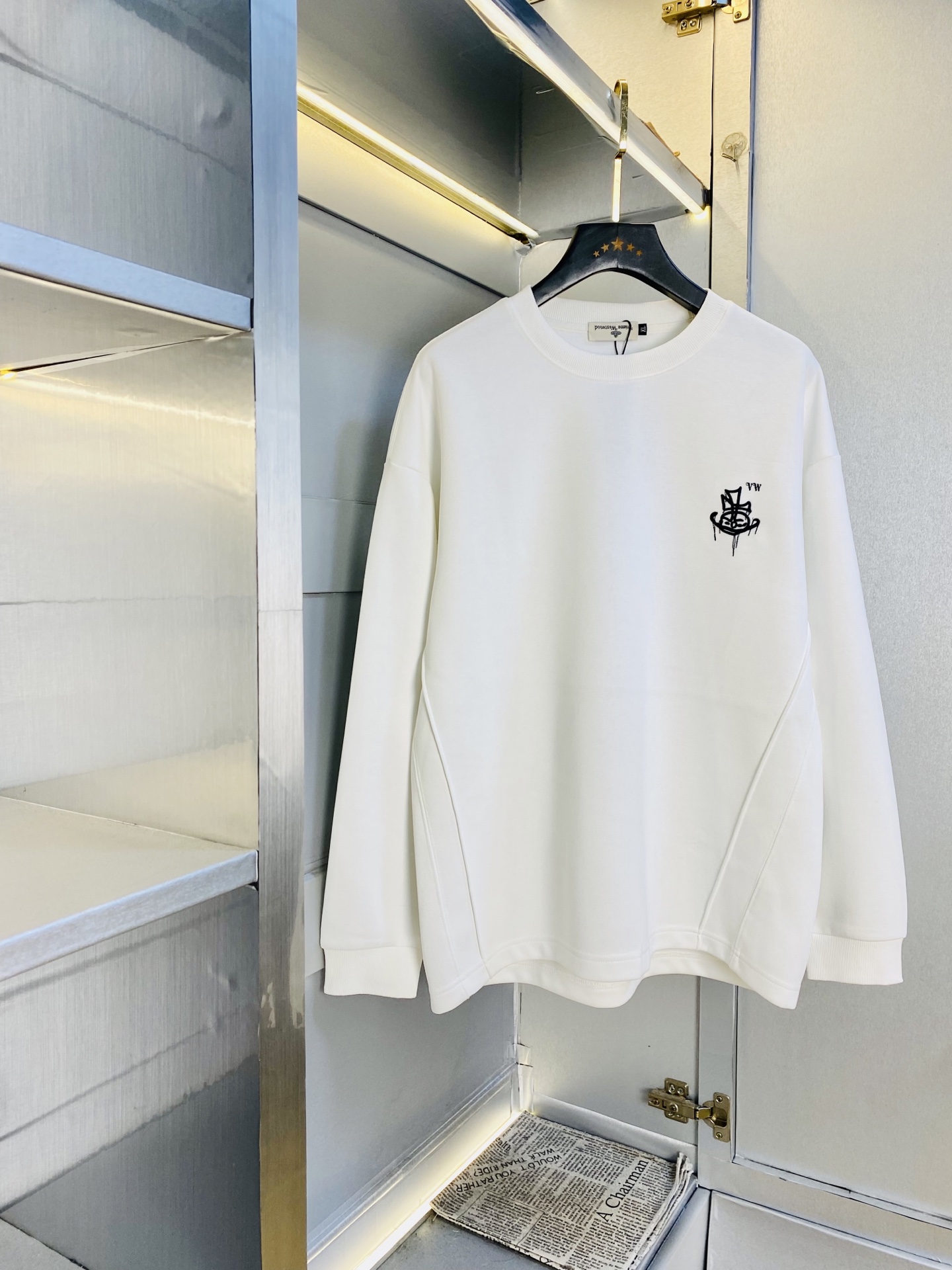 NO:646249,Official website model can be worn in pounds, Vivienne Vivienne, the Queen Mother, original order quality, the latest sweatshirt, selected counter custom-made top imported fabrics, all details are perfect 1:1 replica, 100% authentic, original hardware, high-end customized accessories, original factory original label, the upper body effect is amazing!  Size: M-3XL (175/130 pounds wear M),,hoodie,sweatshirts,alexander wang19860909官网款 可穿斤 西太后Vivienne维维安 原单品质 最新款卫衣,精选专柜订制顶级进口面料 所有细节做工完美1比1复刻 还原正品百分百 原版五金 高端订制辅料 原厂原标 上身效果超赞！码数:M-3XL（175/130斤穿M）,,hoodie,sweatshirts,alexander wang,Men's clothing