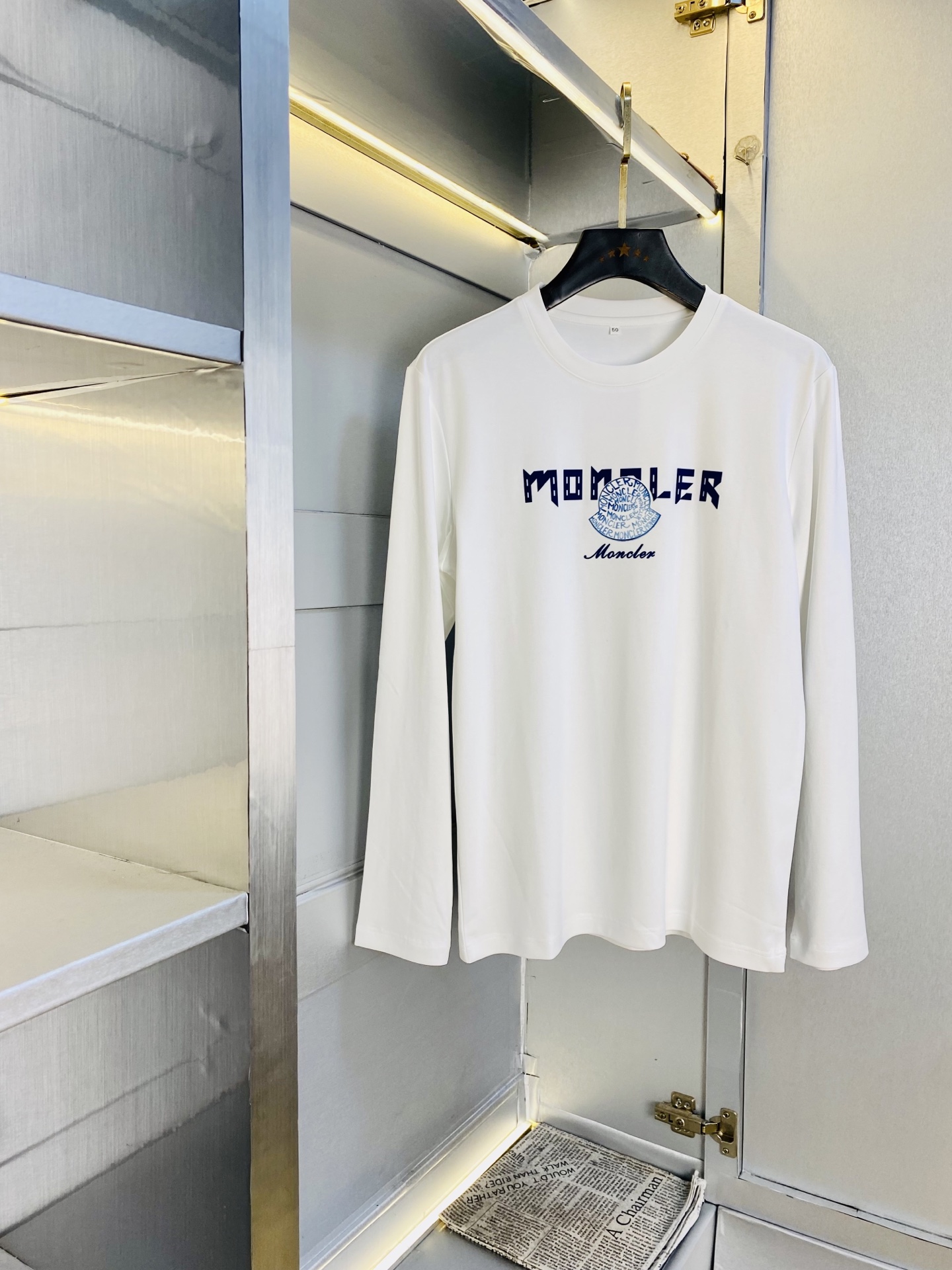 NO:703269,Support replacement after the year!  Can wear 230 pounds fat man Gospel code number: M-5XL Moncler, original quality, the latest long-sleeved bottoming shirt, long-sleeved T-shirt, selected counter custom-made top-grade mercerized cotton imported fabrics, all details are perfectly made, 1:1 replica, 100% authentic, original hardware, high-end customized accessories, original factory label, the upper body effect is amazing!  ,,Moncler,tees,t-shirt,19860909支持年后退换！ 可穿230斤胖子福音码数:M-5XL 蒙口Moncler 原单品质 最新款 长袖打底衫长袖T恤 精选专柜订制顶级丝光棉进口面料 所有细节做工完美1比1复刻 还原正品百分百 原版五金 高端订制辅料 原厂原标 上身效果超赞！,,Moncler,tees，t-shirt,,Men's clothing