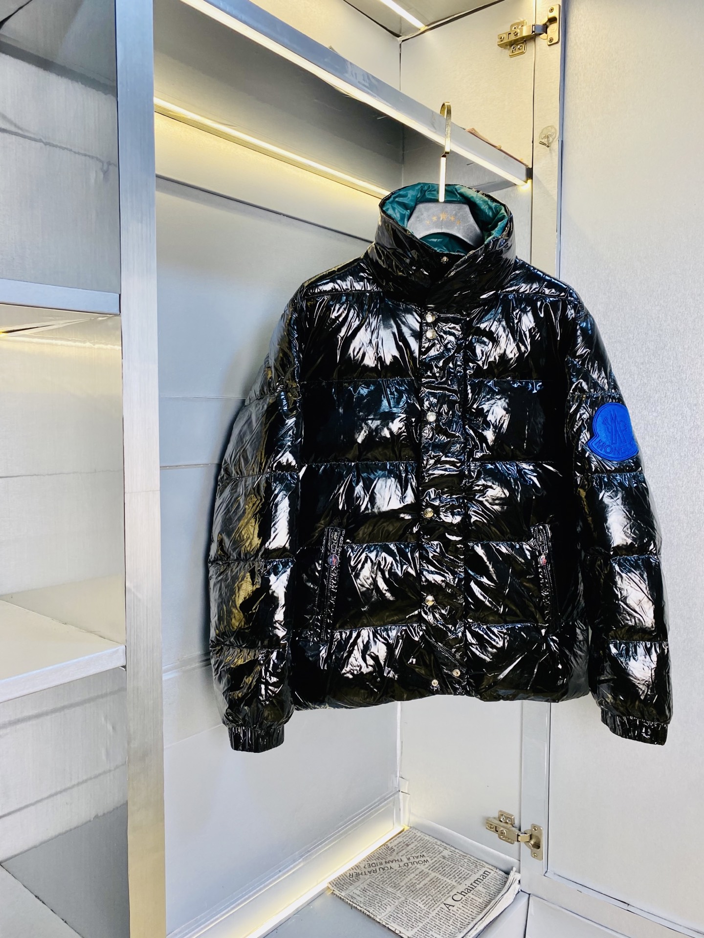 NO:624060,Original item from the official website. Can wear 200 pounds of Moncler ss new down jacket. High version and high quality. Original fabric, the same style as Internet celebrity stars. Open mold to customize hardware accessories. Very comfortable. Super versatile and good-looking down jacket. Non-market ordinary version. Feel free to compare. Quality is absolutely guaranteed. Color pictures and colors. Size M-3XL,,Moncler,jackets & coats,down jacket,alexander wang19860909官网原单货 可穿200斤蒙口Moncler ss新款羽绒服外套 高版本高品质 原版面料网红明星同款 开模定制五金辅料 感非常舒服 超级百搭好看的一款羽绒外套 非市场普通版本 随意对比 品质绝对保证 颜色图色 尺码M-3XL,,Moncler,jackets & coats,down jacket,alexander wang,Men's clothing