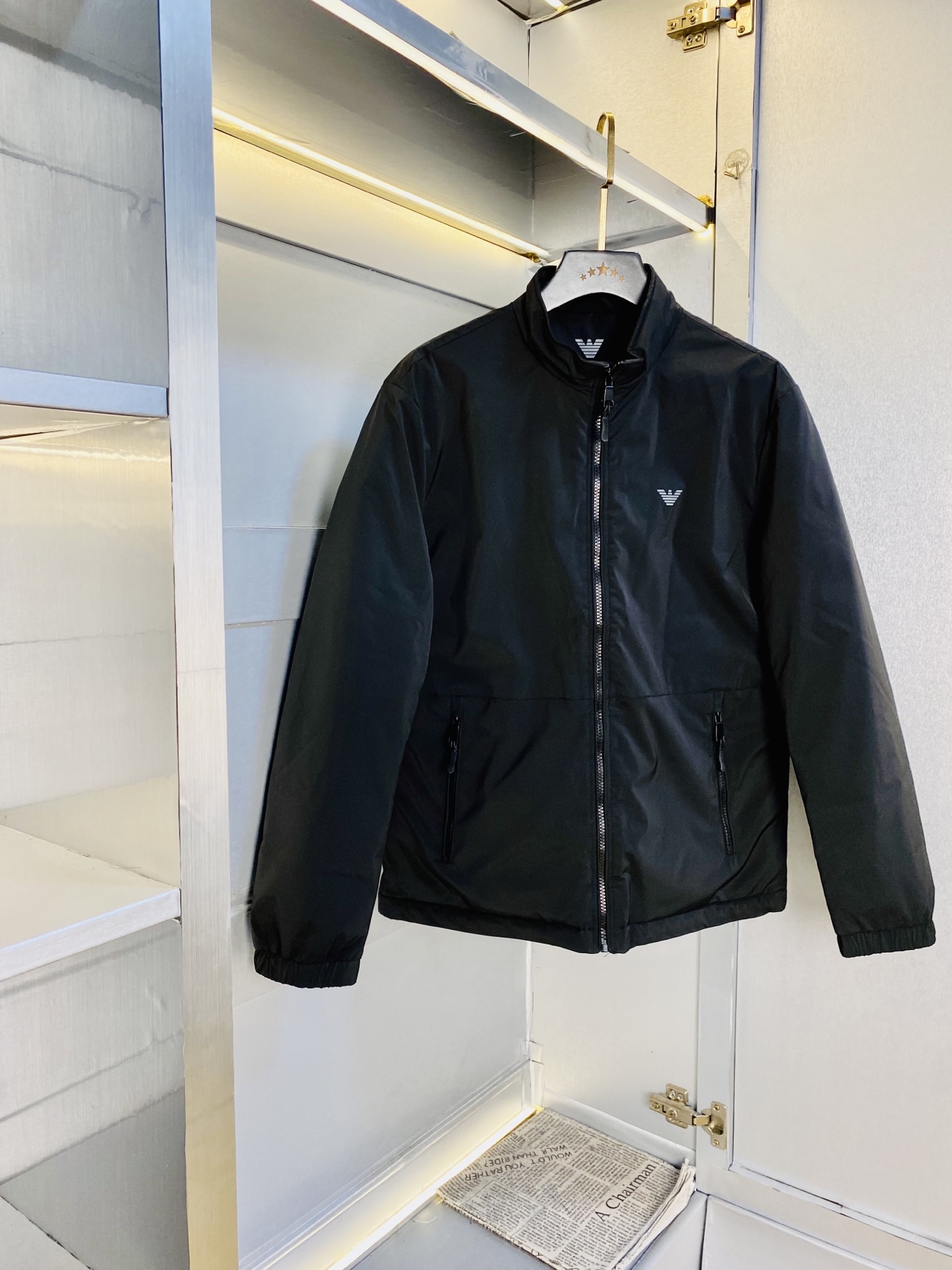 NO:648567,Original item from the official website. Can wear 200 pounds of Armani ss new down jacket. High version and high quality. Original fabric, the same style as Internet celebrity stars. Mold customization of hardware accessories. Very comfortable. Super versatile and good-looking down jacket. Non-market ordinary version. Compare at will. Quality is absolutely guaranteed. Color, picture and color. Size M-3XL,,armani,armani,jackets & coats,down jacket,alexander wang19860909官网原单货 可穿200斤阿玛尼Armani ss新款羽绒服外套 高版本高品质 原版面料网红明星同款 开模定制五金辅料 感非常舒服 超级百搭好看的一款羽绒外套 非市场普通版本 随意对比 品质绝对保证 颜色图色 尺码M-3XL,,armani,armani,jackets & coats,down jacket,alexander wang,Men's clothing