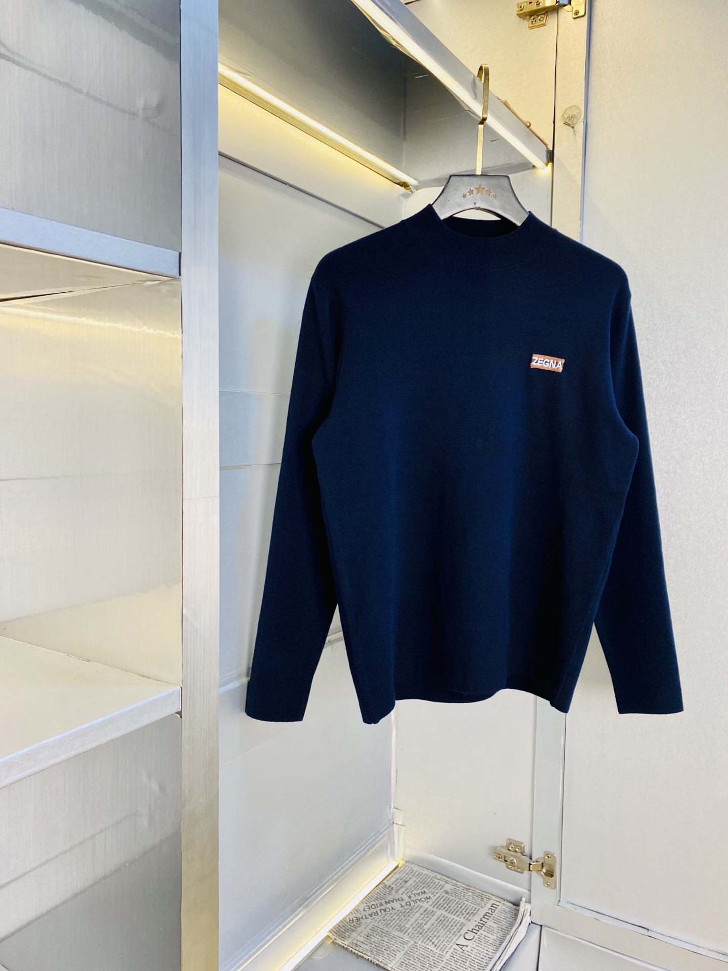 NO:703286,Support replacement after the year!  The original item from the official website can be worn in Zegna autumn and winter styles weighing 190 pounds!  New knitted sweater and cardigan. High version and high quality. The original fabric is the same as that of internet celebrity stars. Mold customization of hardware accessories. Very comfortable. Super versatile and good-looking. Non-market ordinary version. Compare at will. Quality is absolutely guaranteed. Color pictures and colors. Sizes M-3XL,,zegna,sweaters,19860909支持年后退换！ 官网原单货 可穿190斤杰尼亚Zegna 秋冬款！新款针织毛衣羊毛衫 高版本高品质 原版面料网红明星同款 开模定制五金辅料 感非常舒服 超级百搭好看的一款 非市场普通版本 随意对比 品质绝对保证 颜色图色 尺码M-3XL,,zegna,sweaters,,Men's clothing