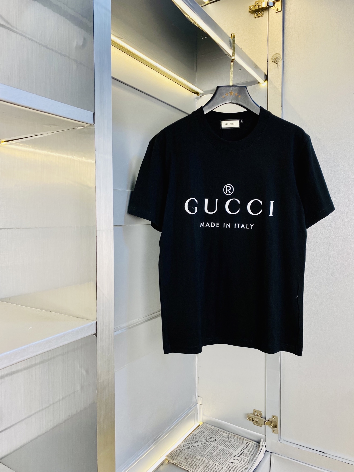 NO:756518,Wearing 220 pounds, Good news for fat people, couple wear Gucci, original order quality, 2026 latest round neck short-sleeved T-shirt, selected counter custom-made top-grade mercerized cotton imported fabrics, all details are perfectly made, 1:1 replica, 100% authentic, original hardware, high-end customized accessories, original factory label, the upper body effect is amazing!  The size is too large S-3XL (175/150 pounds wear L),, gucci, T-shirt, tees, t-shirt,19860909穿220斤 胖子福音 情侣装古奇Gucci 原单品质 2026最新款圆领短袖T恤 精选专柜订制顶级丝光棉进口面料 所有细节做工完美1比1复刻 还原正品百分百 原版五金 高端订制辅料 原厂原标 上身效果超赞！码数偏大S-3XL（175/150斤穿L）,,gucci,T-shirt,tees，t-shirt,,Men's clothing