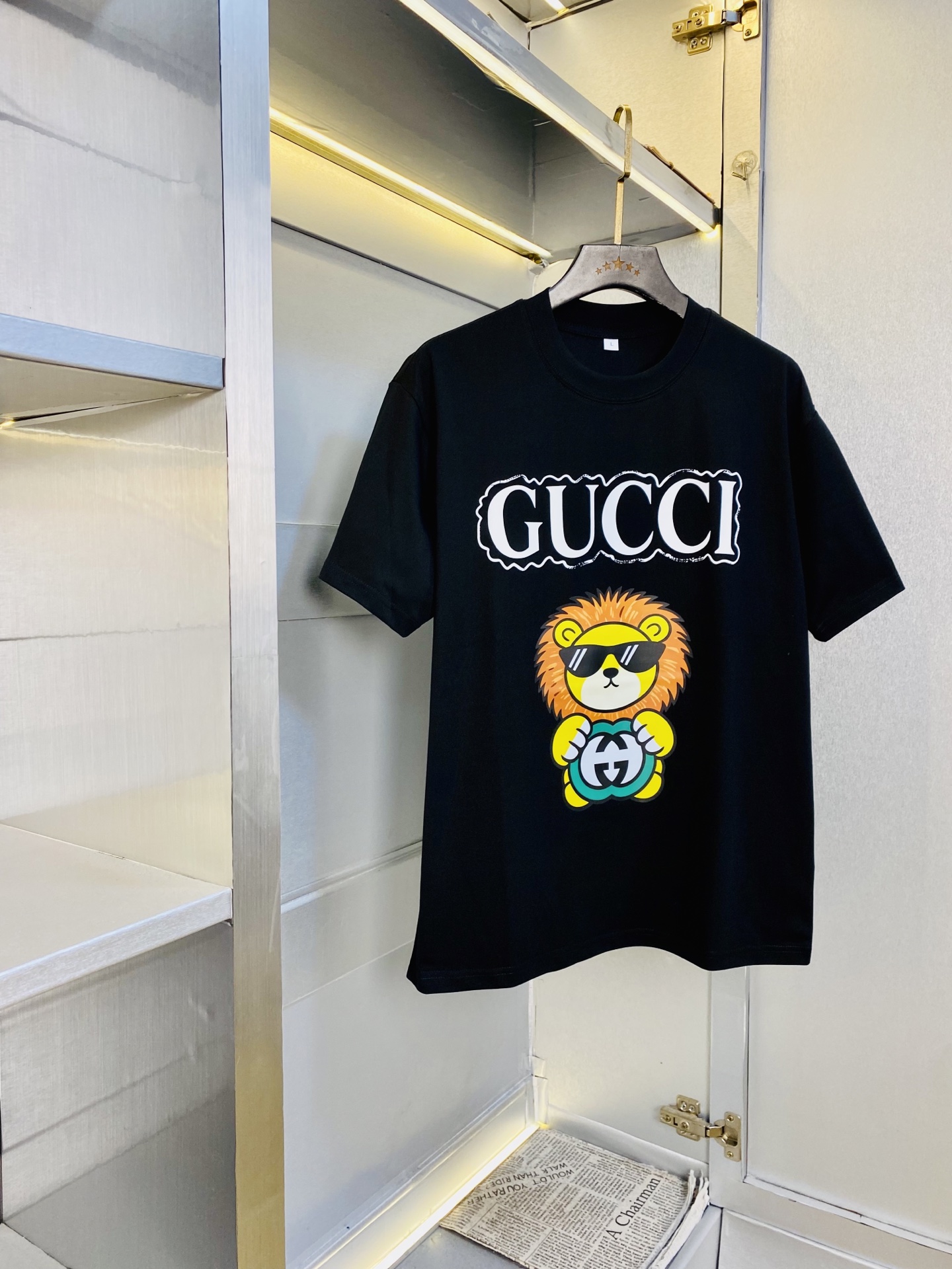 NO:844416,Wearing 210 pounds, the fat man's gospel Gucci, original order quality, 2026 latest men's short-sleeved T-shirt, selected counter custom-made top imported fabrics, all details are perfectly made, 1:1 replica, 100% authentic, original hardware, high-end customized accessories, original factory original label, the upper body effect is amazing!  The size is too large M-4XL,,gucci,T-shirt,tees,t-shirt,19860909穿210斤 胖子福音古奇Gucci 原单品质 2026最新款 男装短袖T恤 精选专柜订制顶级进口面料 所有细节做工完美1比1复刻 还原正品百分百 原版五金 高端订制辅料 原厂原标 上身效果超赞！码数偏大M-4XL,,gucci,T-shirt,tees，t-shirt,,Men's clothing