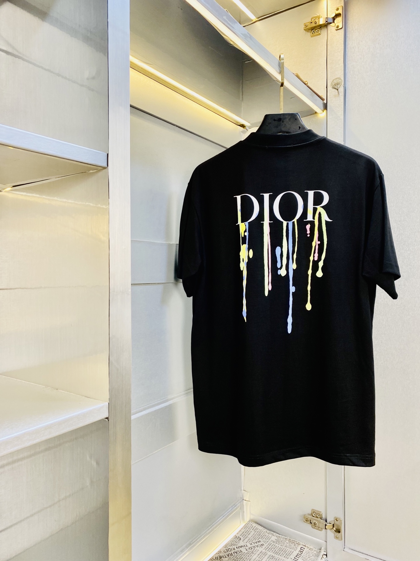 NO:903168,Wearing 220 pounds, gospel for fat people, couple wear Dior Dior, original order quality, 2026 latest men's short-sleeved T-shirt, selected counter custom-made top heavyweight pure cotton imported fabrics, all details are perfectly made, 1:1 replica, 100% authentic, original hardware, high-end customized accessories, original factory original label, the upper body effect is amazing!  The size is too large M-3XL (175/-150 pounds wear M), dior, dior, T-shirt, tees, t-shirt,19860909穿220斤 胖子福音 情侣装迪奥Dior 原单品质 2026最新款 男装短袖T恤 精选专柜订制顶级重磅纯棉进口面料 所有细节做工完美1比1复刻 还原正品百分百 原版五金 高端订制辅料 原厂原标 上身效果超赞！码数偏大M-3XL(175/-150斤穿M),,dior,dior,T-shirt,tees，t-shirt,,Men's clothing