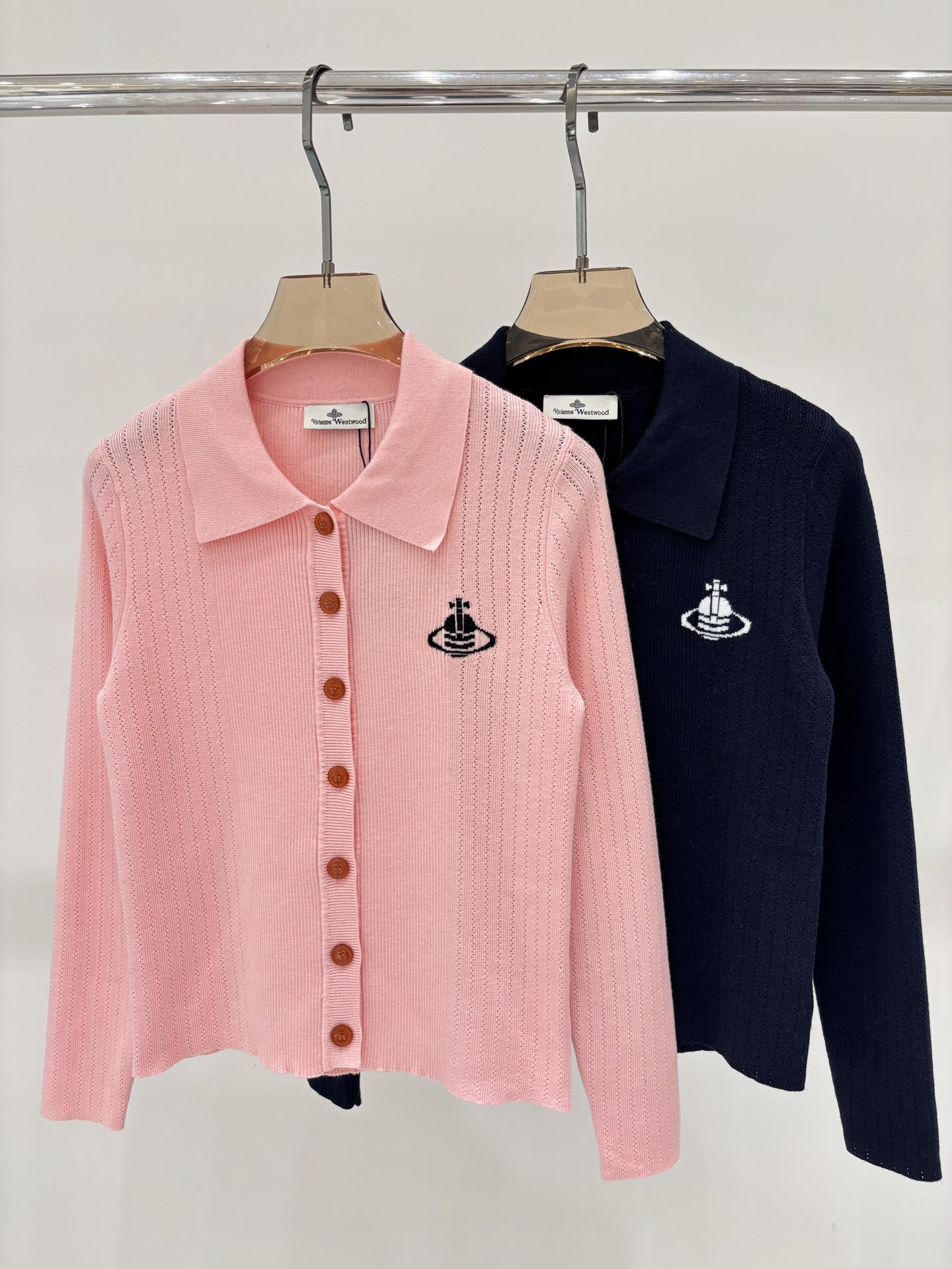 NO:462948,Queen Mother's Cardigan | 25 early autumn new style Saturn logo jacquard simple retro casual knitted cardigan, alexander wang19860909西太后开衫｜25早秋新款翻领土星logo提花简约复古休闲针织开衫,,alexander wang,Women's clothing