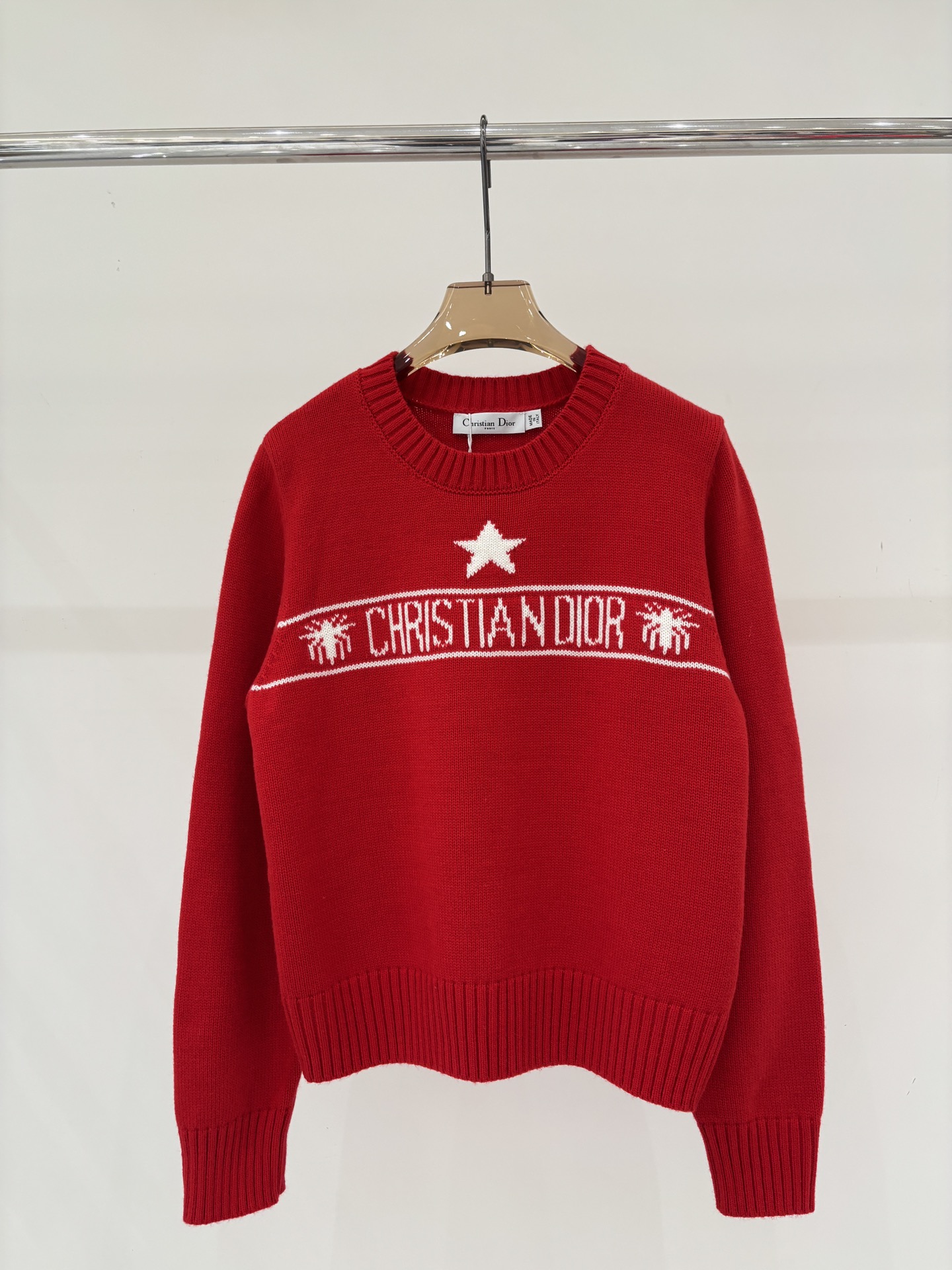 NO:625287,D long sleeve | 25 early autumn new round neck letter logo star jacquard simple casual knitted long sleeve color red sizeSM L,, dior, alexander wang19860909D家长袖｜25早秋新款圆领字母logo星星提花简约休闲针织长袖 颜色红色 sizeSM L,,dior,alexander wang,Women's clothing
