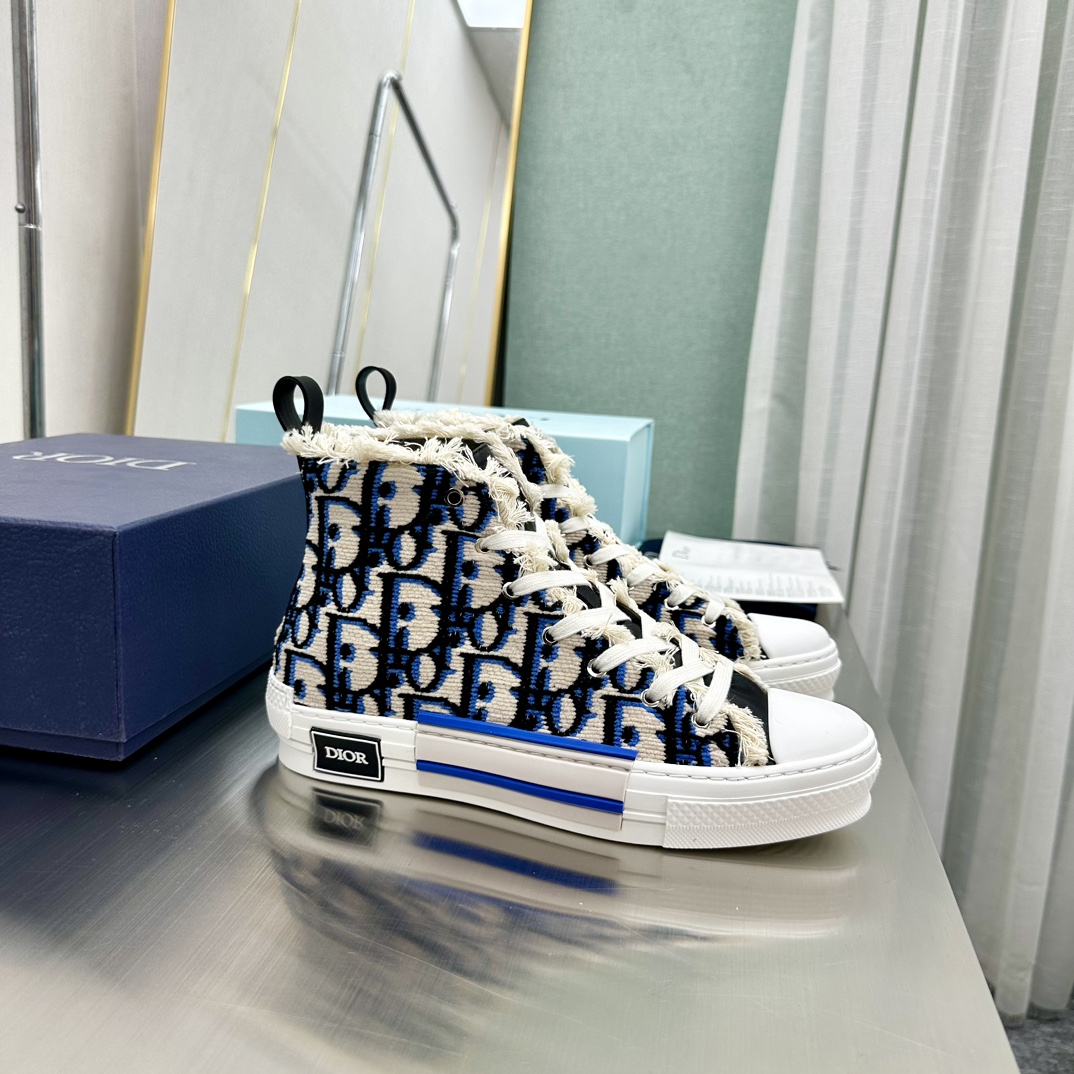 NO:537033,High-version Top D Home Official Website B25 latest color scheme, celebrity favorite style~ Couple casual shoes Material All materials need to be customized in batches. Just to make shoes well, you will not use ordinary and incorrect materials!  Customized D-shaped embroidery on the upper, original mold opening TPU bright-gloss sole, three-dimensional logo!  The original ban craft is provided with a bag!  Welcome to compare and appreciate the size number of women's size 35-41 men's 39-47, casual shoes/sports shoes, dior, sneakers19860909高版本 顶级 D家官网B25最新配色,明星最爱款～情侣休闲鞋 材质所有材料都需要批量定制 只为做好鞋拒绝用普通不对版的材料！ 鞋面D字刺绣定制 原版开模TPU亮光大底 立体Logo！套包拉帮原ban工艺！欢迎对比鉴赏 码数女码35-41男39-47,休闲鞋/运动鞋,dior,sneakers,Women's Shoes