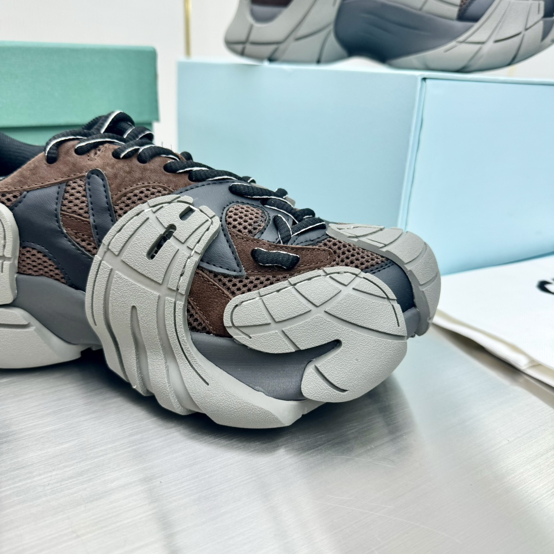Fashionable Footwear: Camperlab’s Futuristic Shoe Collection for Men and Women - 图片 8