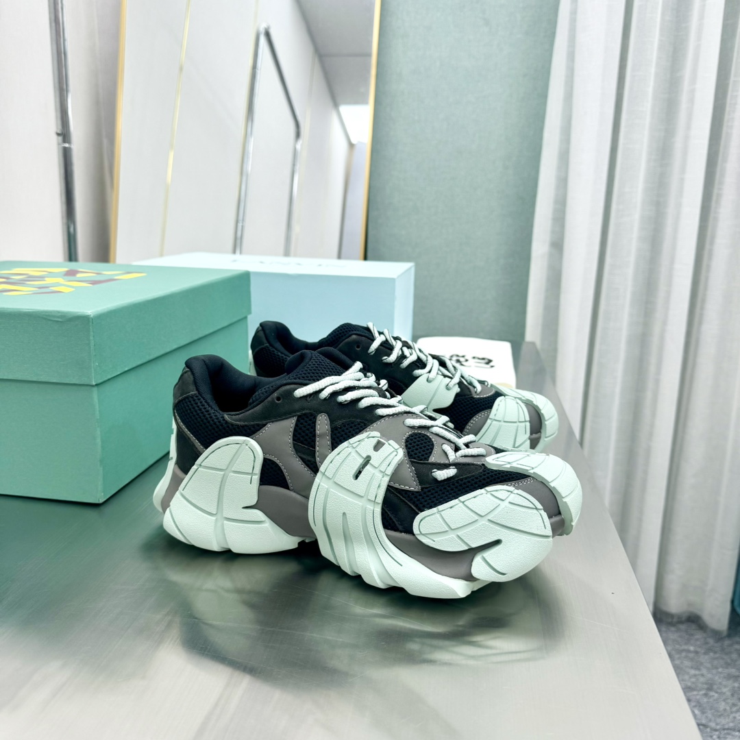 Fashionable Footwear for Women and Men at Hair 800: Camperlab Review