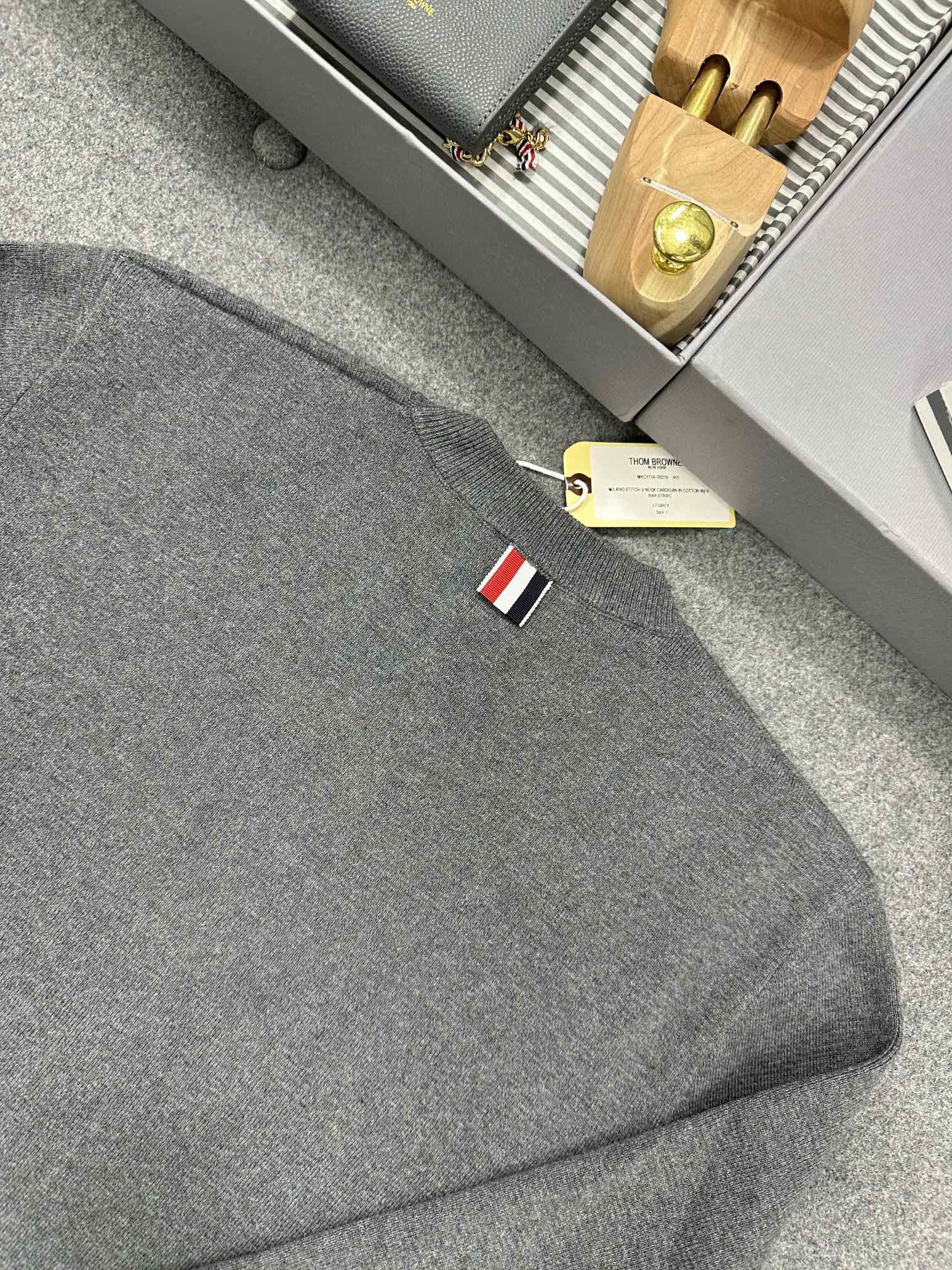 톰브라운 남성 긴팔 129789 Thom Browne Long Sleeve 썸네일 이미지