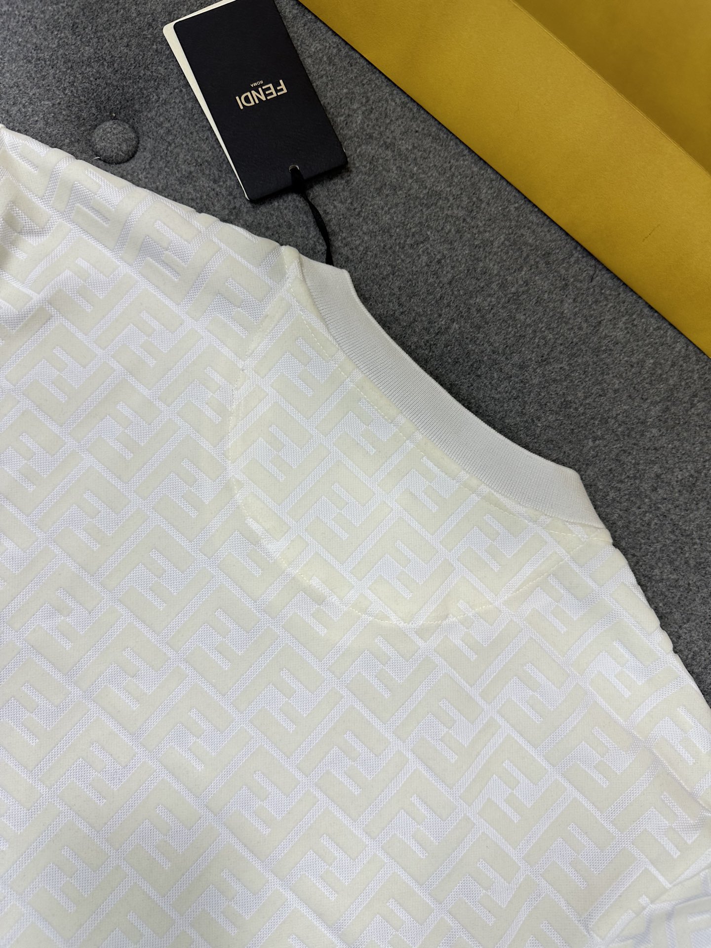 펜디 여성 반팔 129808 Fendi T Shirt 썸네일 이미지