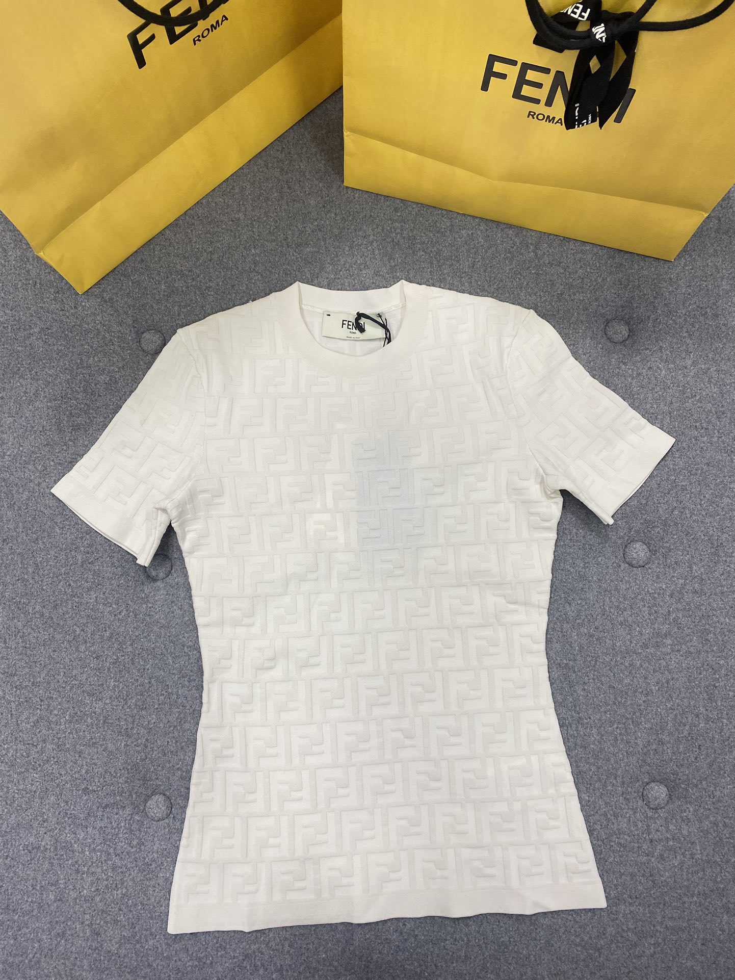Fendi Kleding Overhemden Beige Wit Breien Polyester Wol Zomercollectie